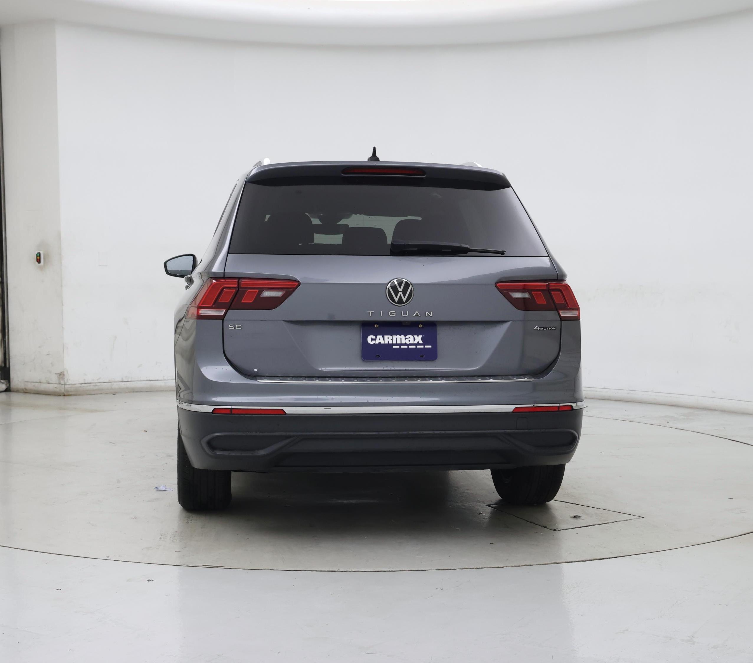 Thumbnail: 2022 Volkswagen Tiguan - 6