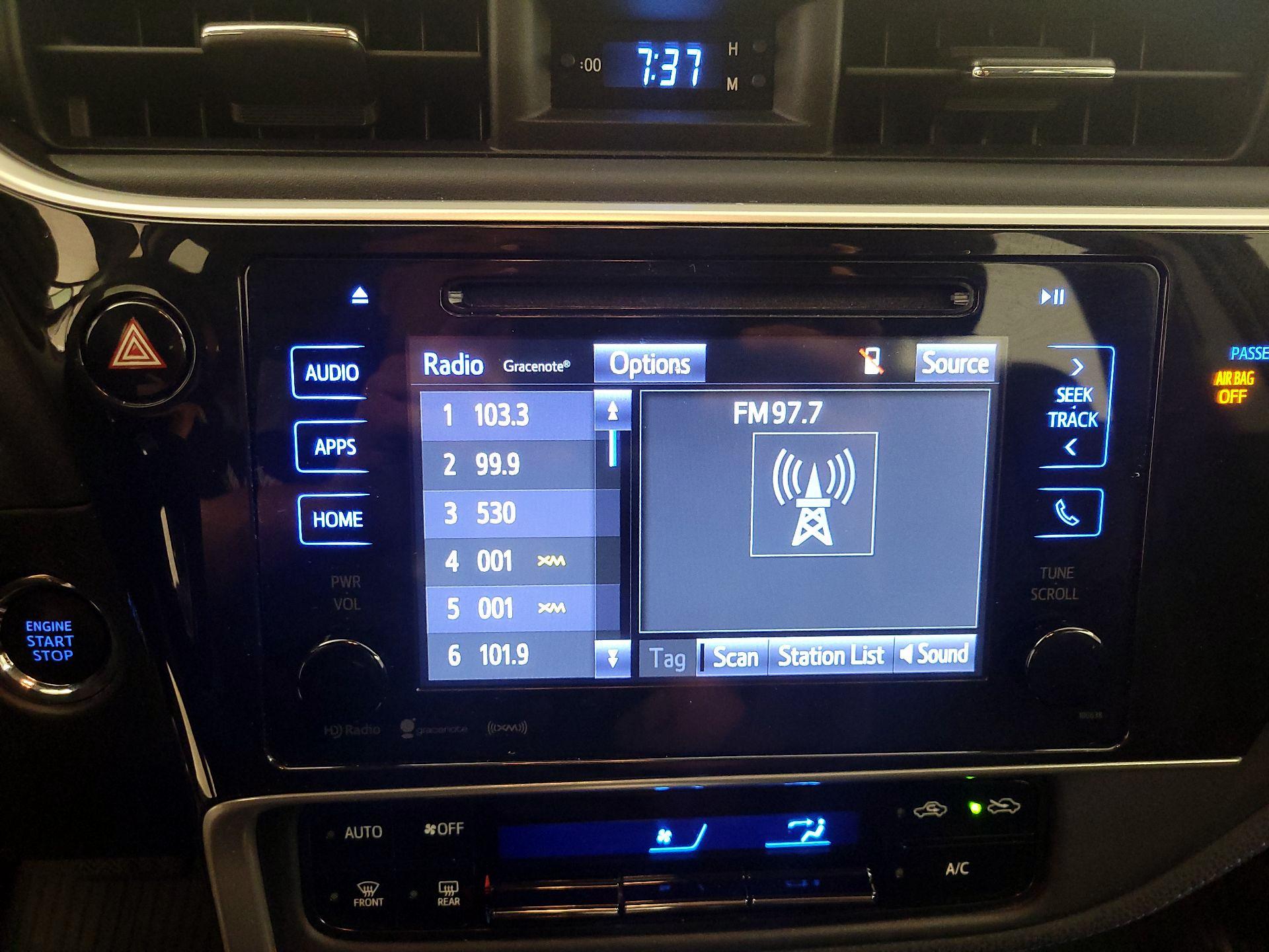 Thumbnail: 2019 Toyota Corolla - 15