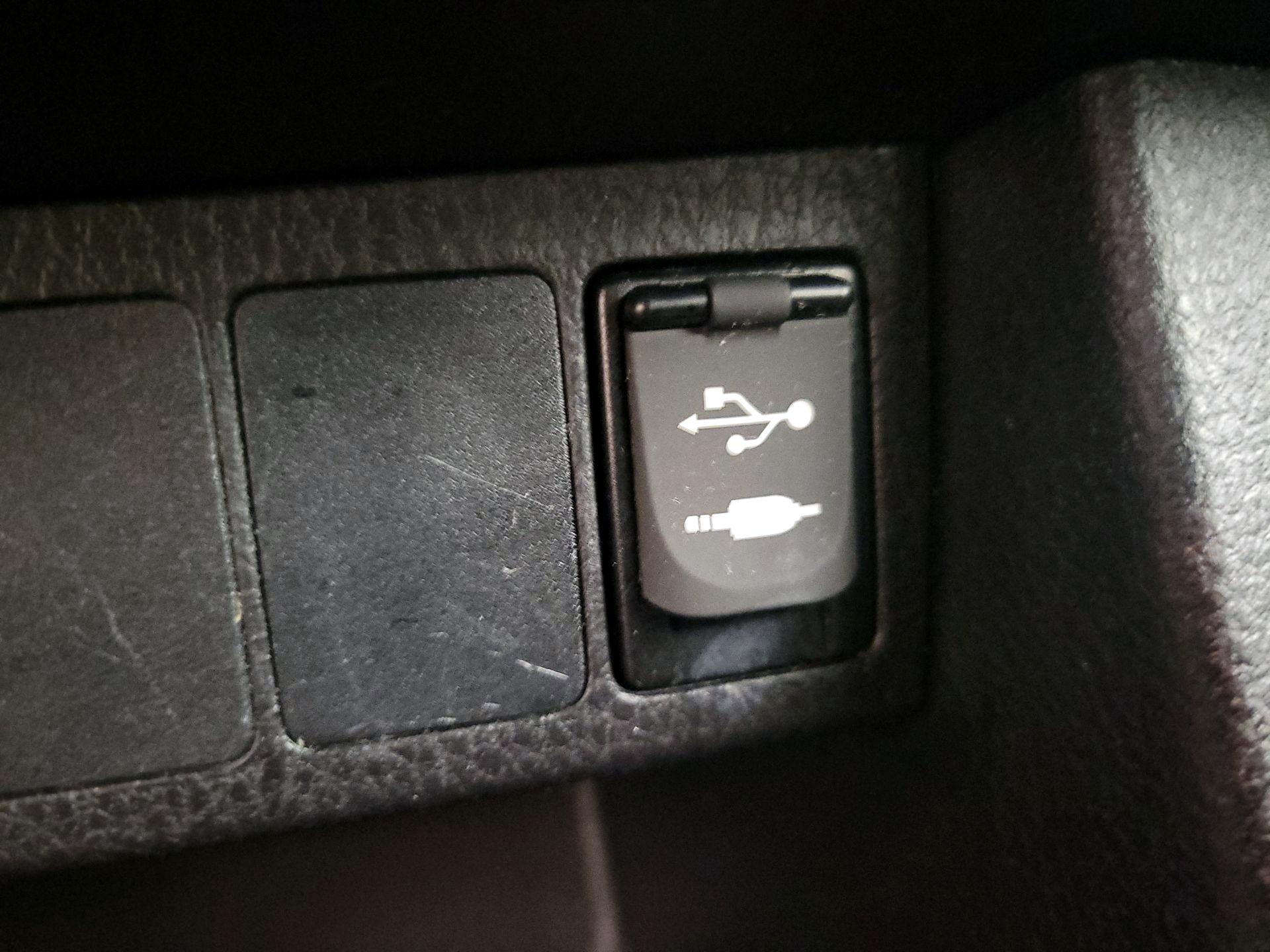 Thumbnail: 2019 Toyota Corolla - 18