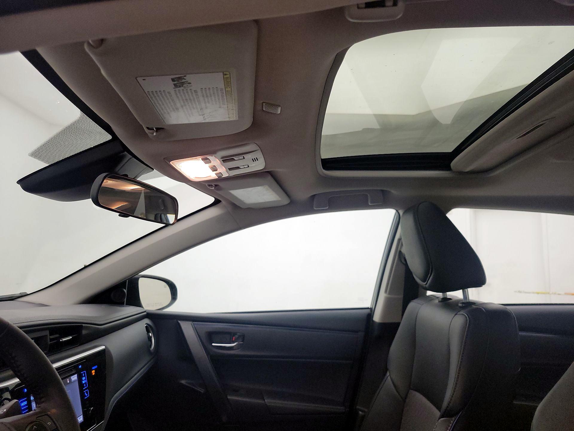 Thumbnail: 2019 Toyota Corolla - 19