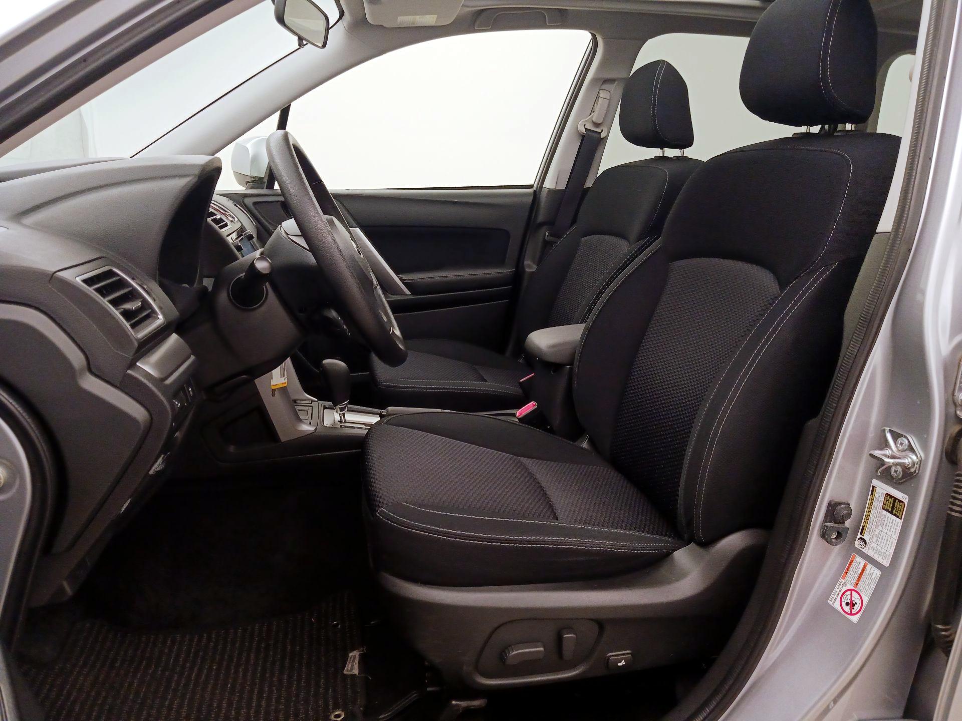 Thumbnail: 2016 Subaru Forester - 11