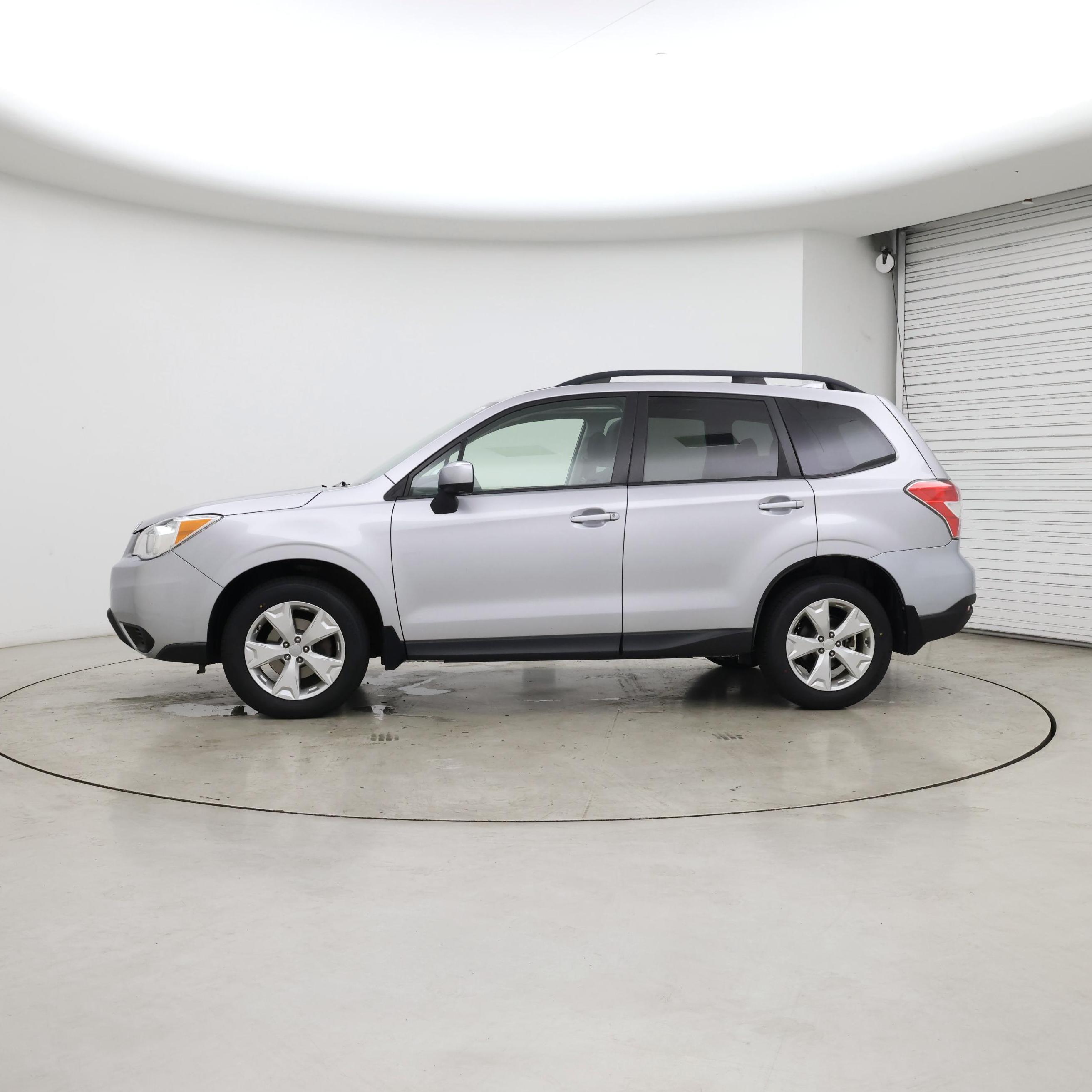 Thumbnail: 2016 Subaru Forester - 3