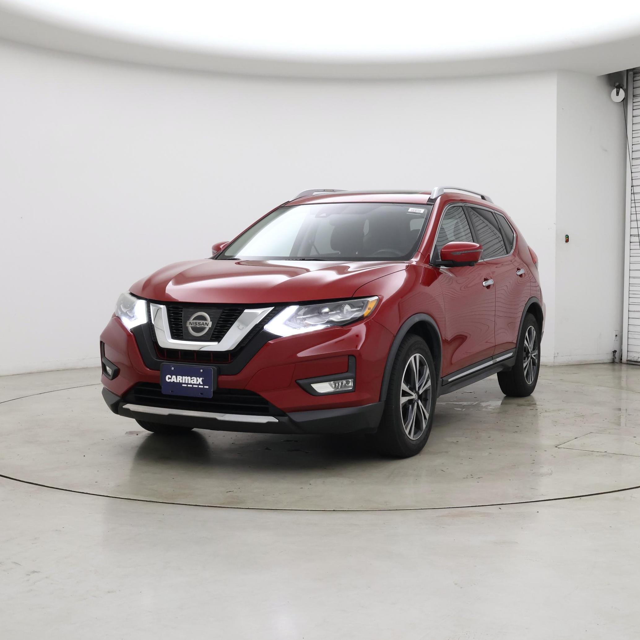 Thumbnail: 2017 Nissan Rogue - 4