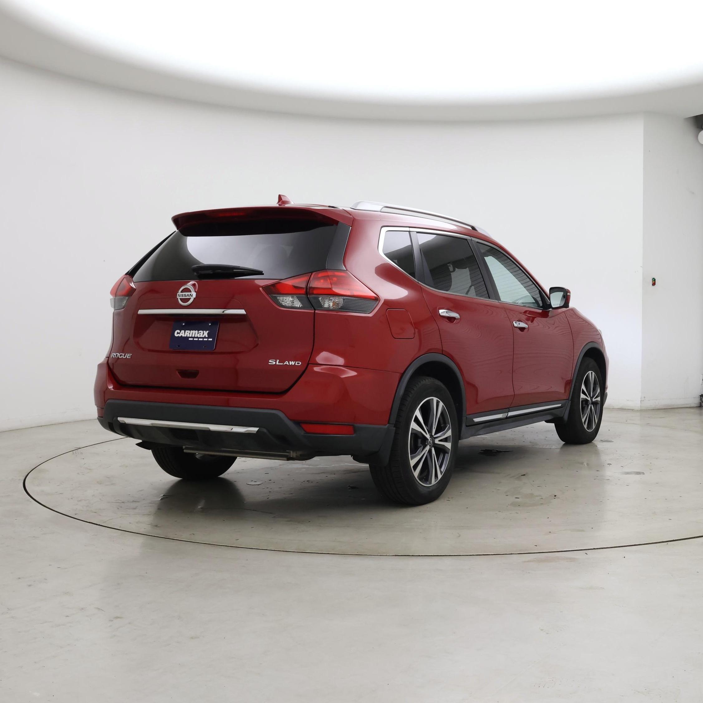 Thumbnail: 2017 Nissan Rogue - 8