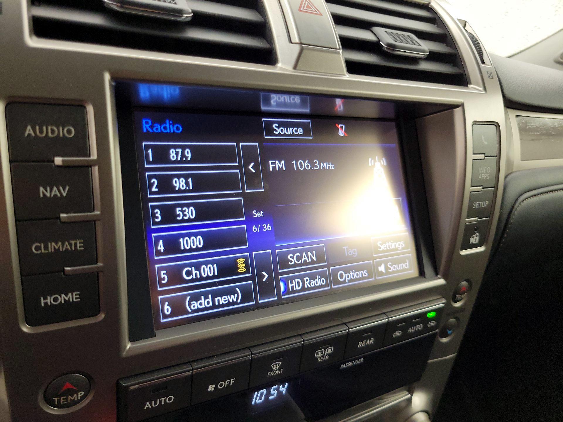Thumbnail: 2016 Lexus GX - 16