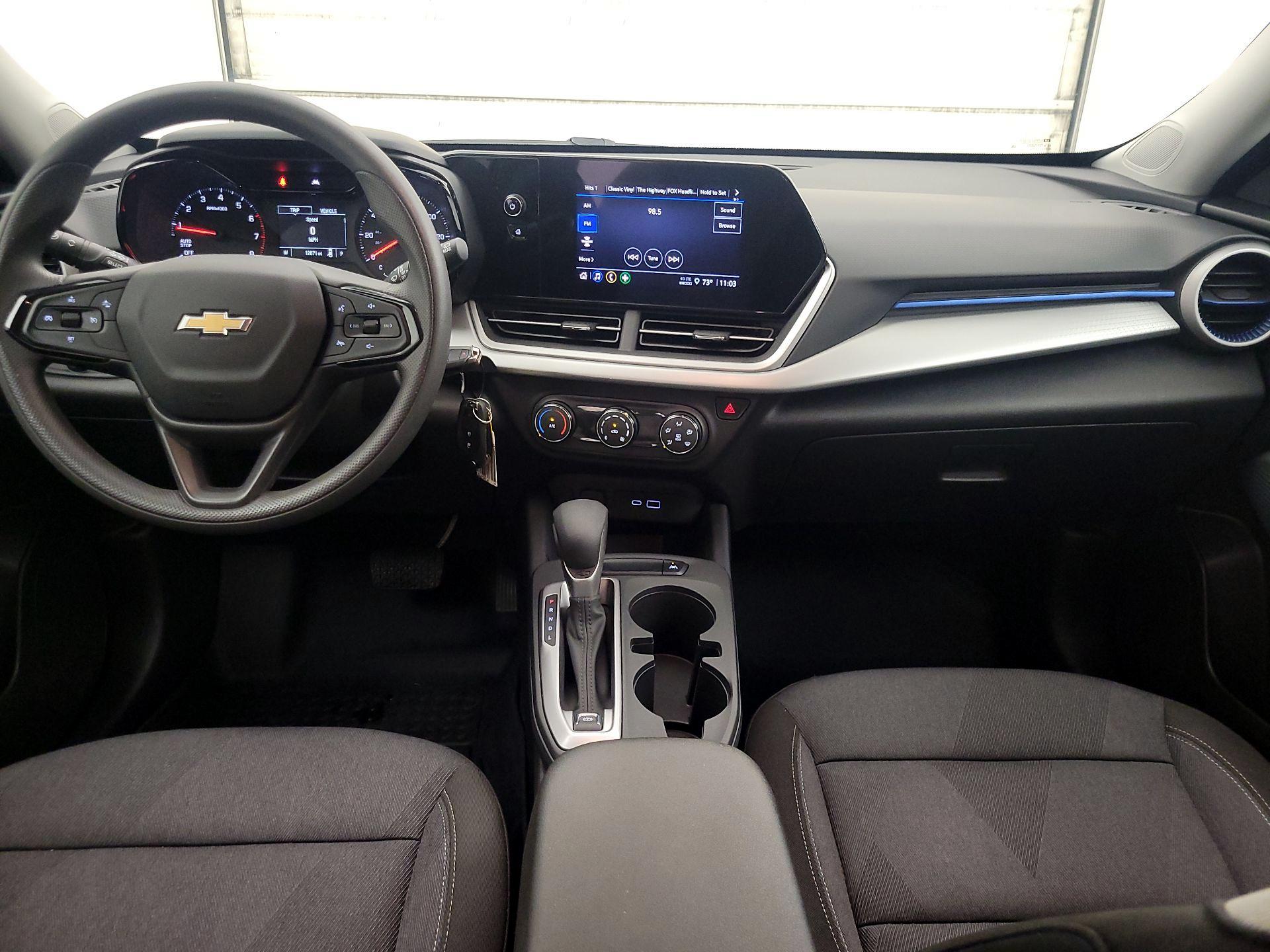 Thumbnail: 2024 Chevrolet Trax - 9