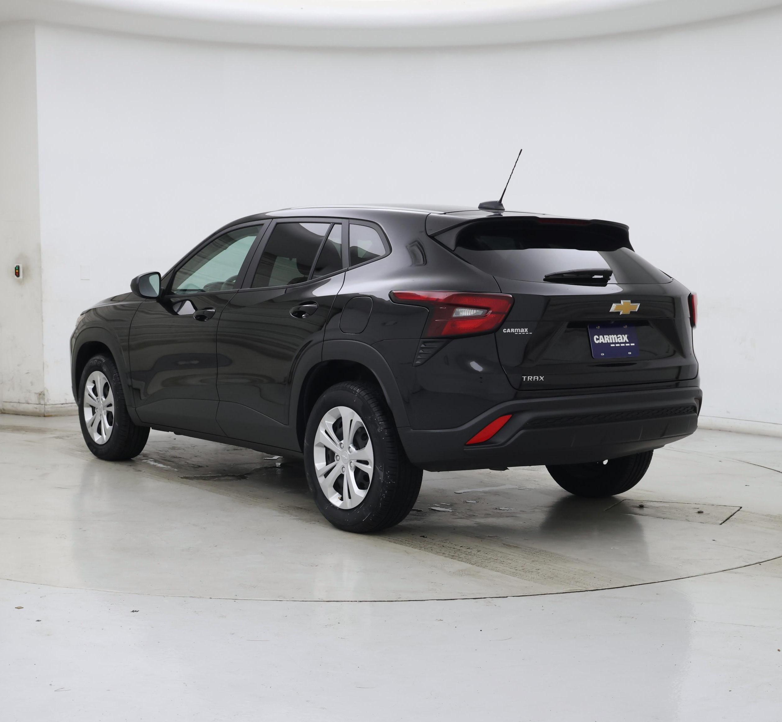 Thumbnail: 2024 Chevrolet Trax - 2