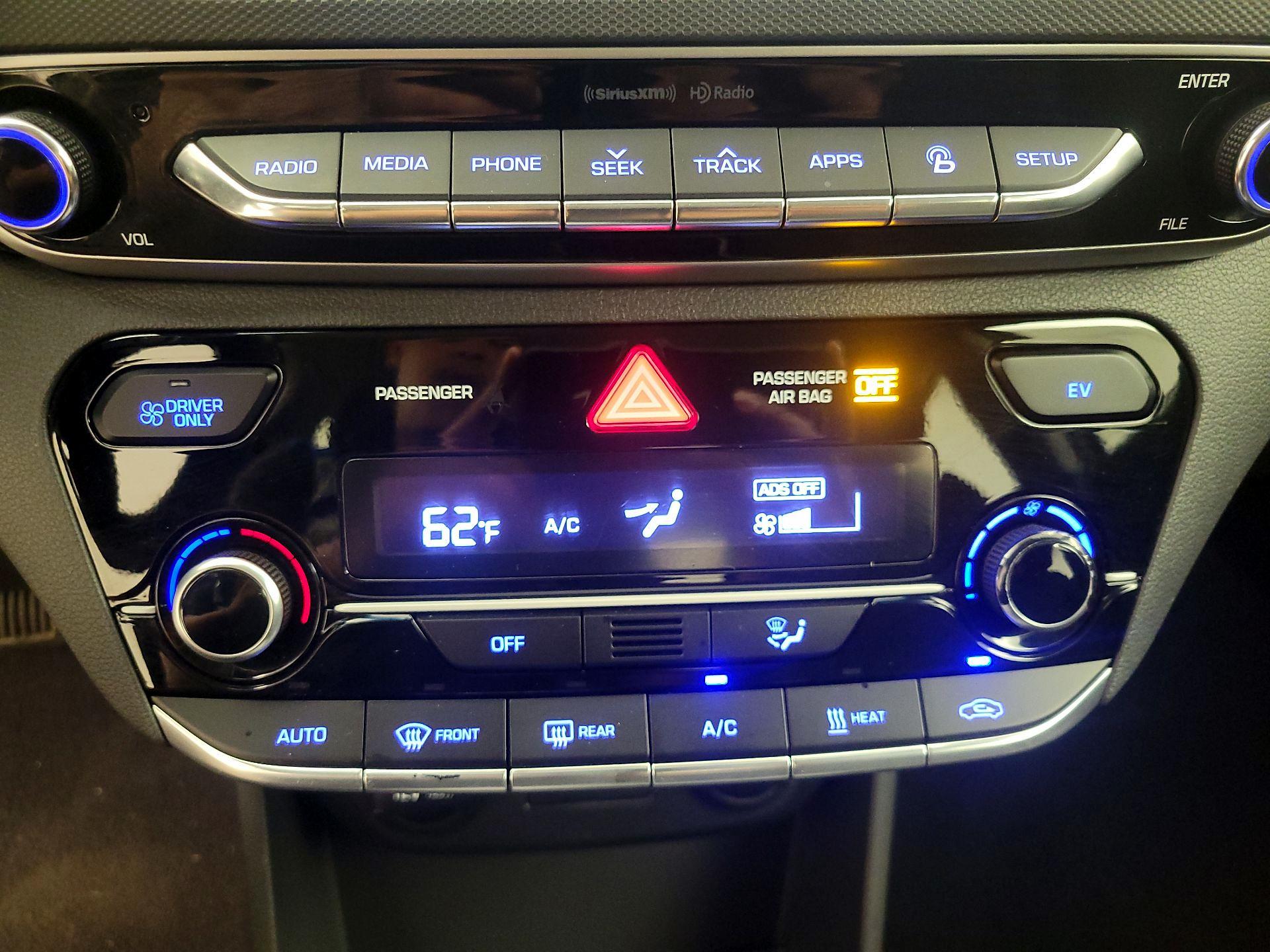Thumbnail: 2019 Hyundai Ioniq - 16