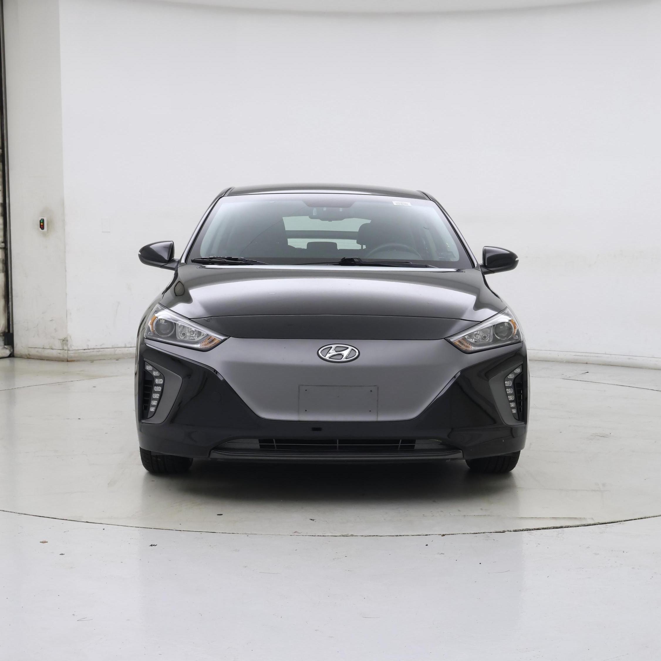 Thumbnail: 2019 Hyundai Ioniq - 5