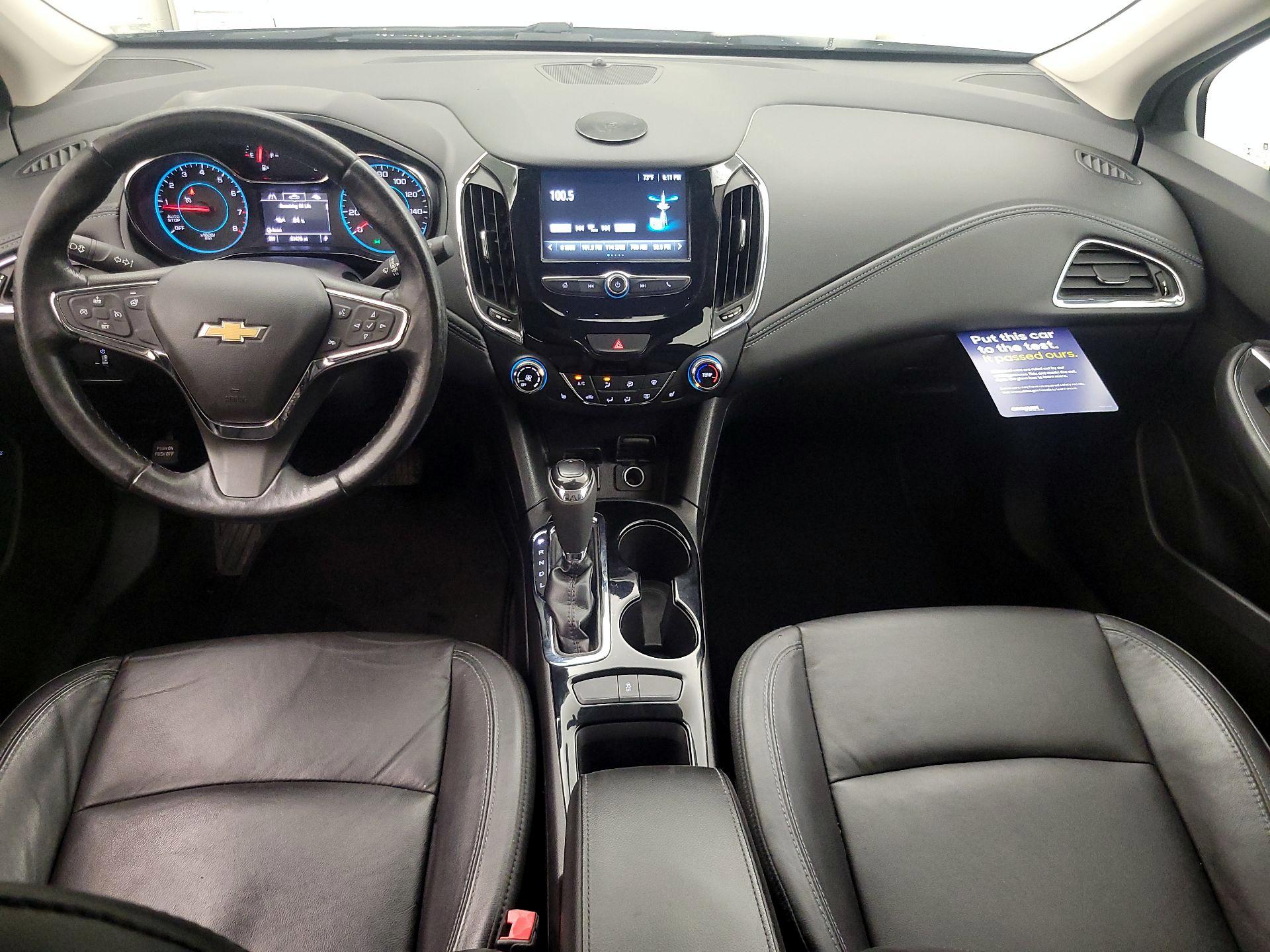 Thumbnail: 2017 Chevrolet Cruze - 9