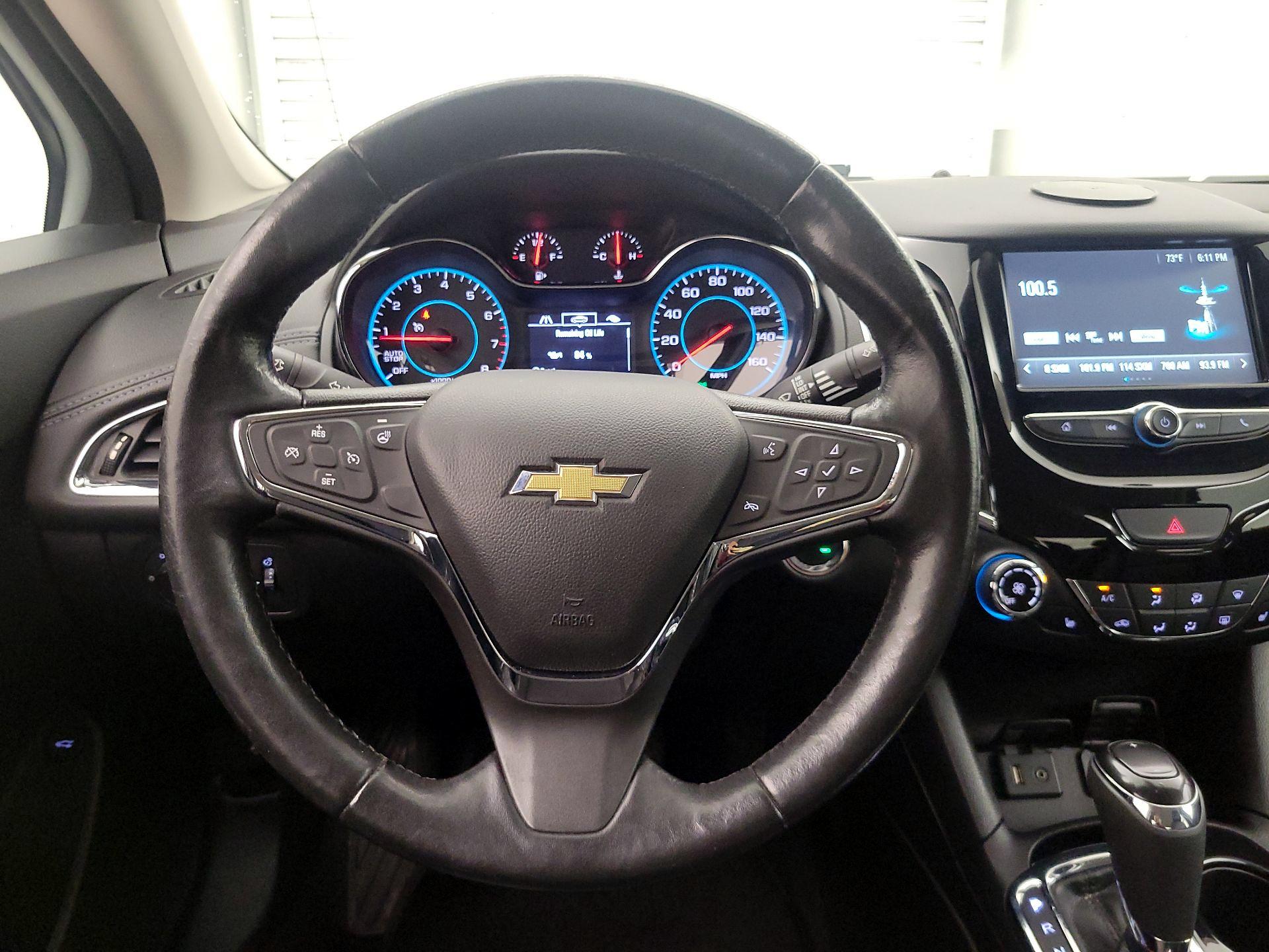 Thumbnail: 2017 Chevrolet Cruze - 10