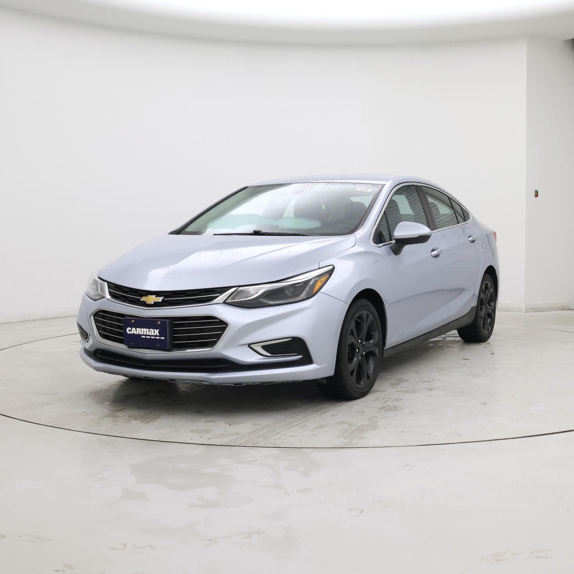 Thumbnail: 2017 Chevrolet Cruze - 4