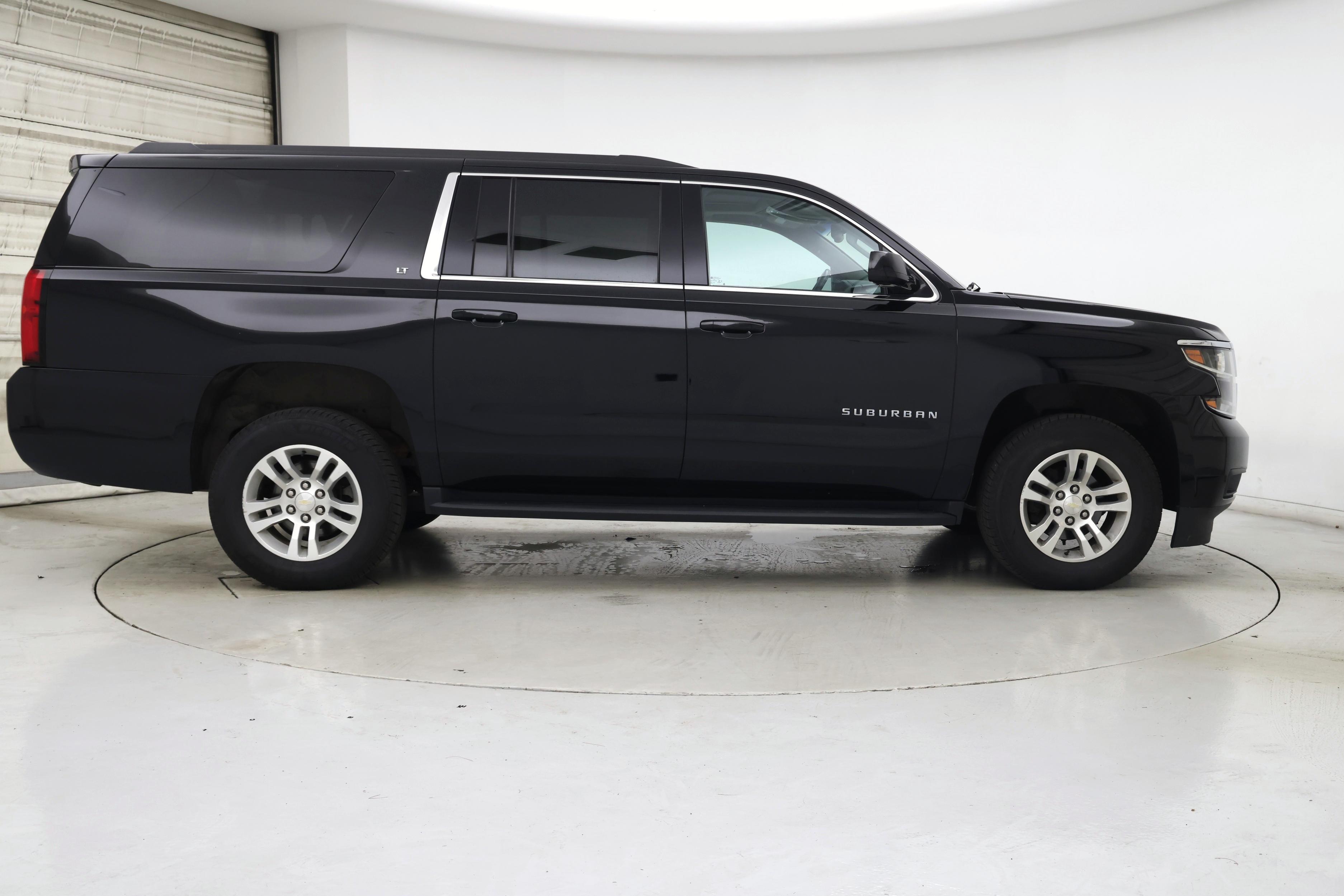 Thumbnail: 2020 Chevrolet Suburban - 7