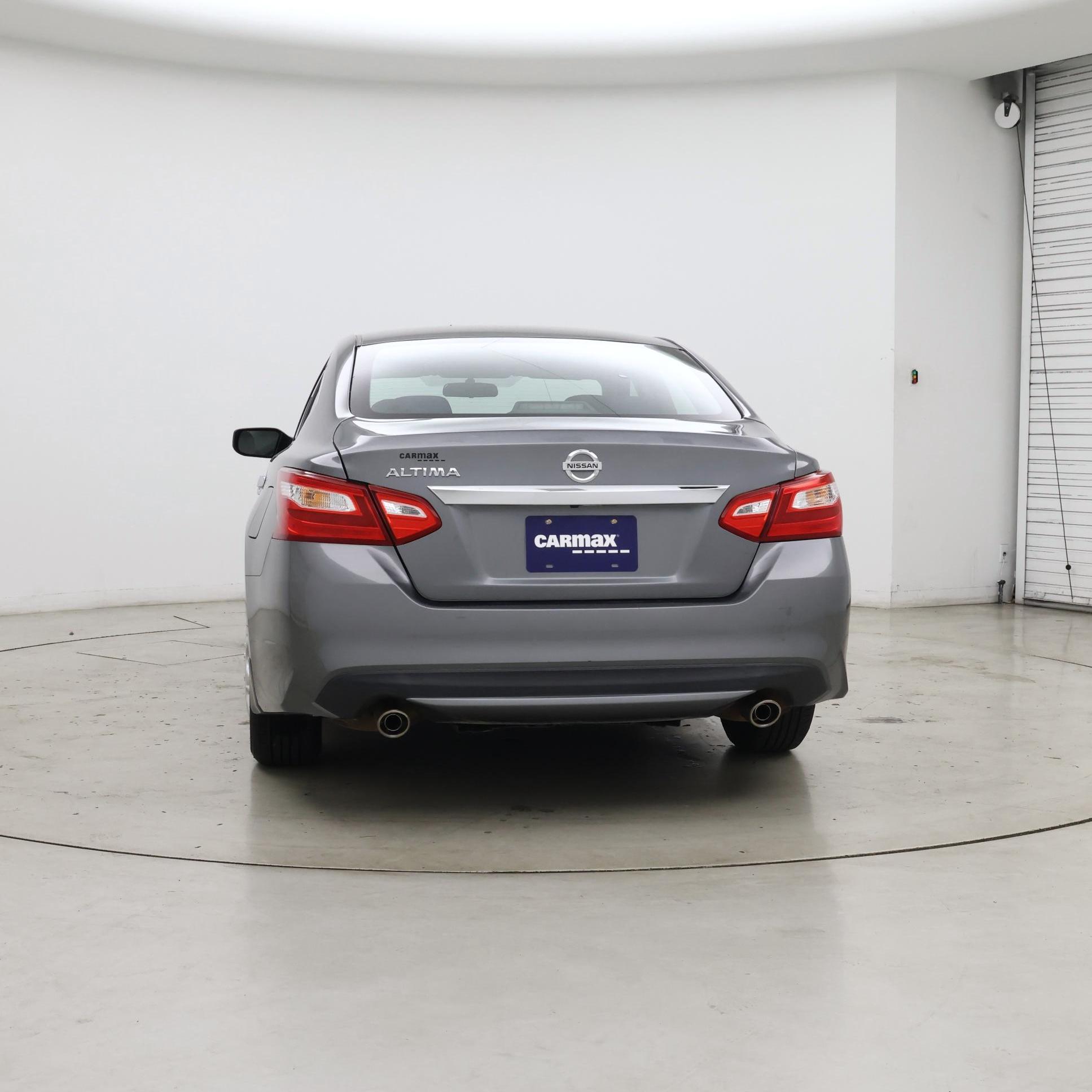 Thumbnail: 2016 Nissan Altima - 6