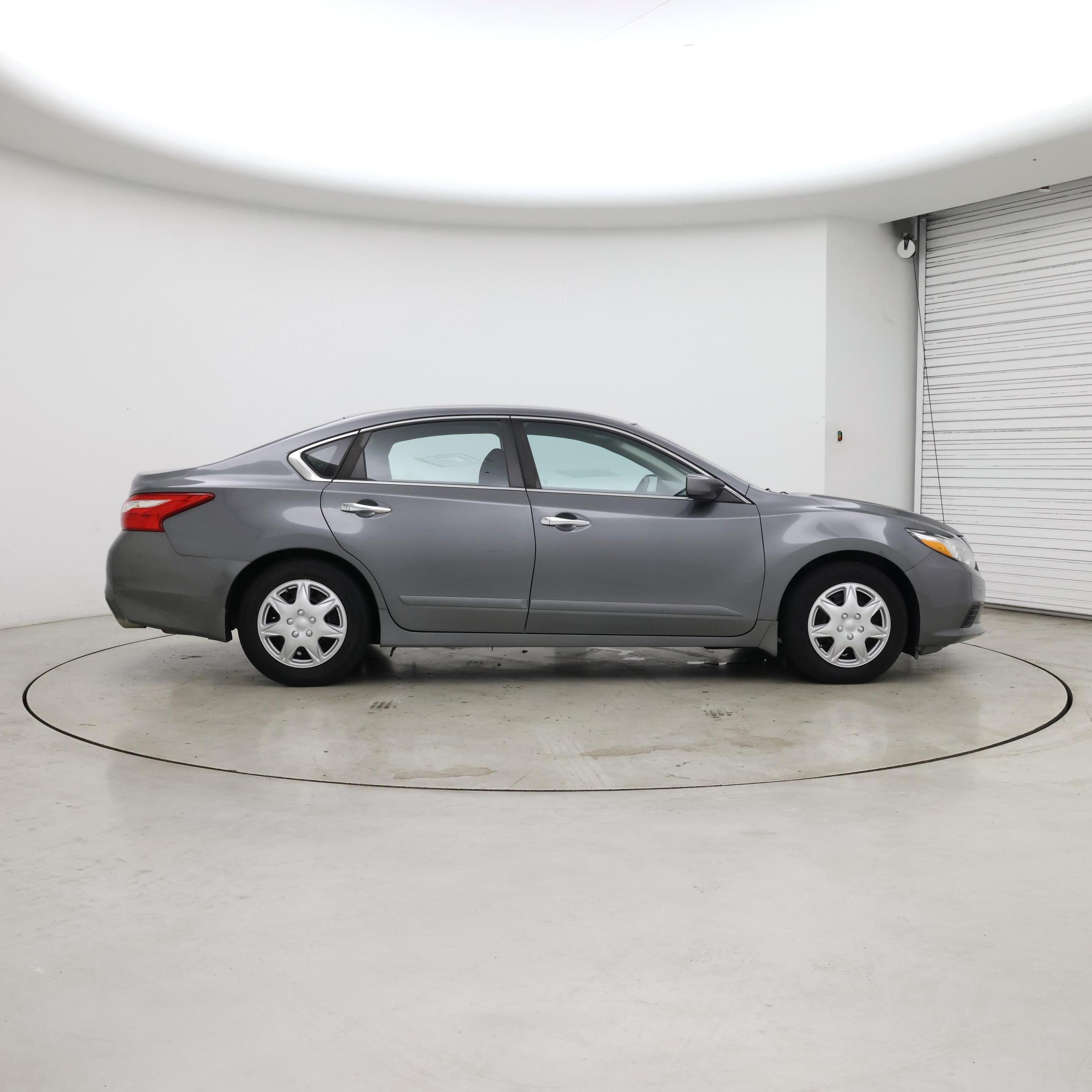 Thumbnail: 2016 Nissan Altima - 7
