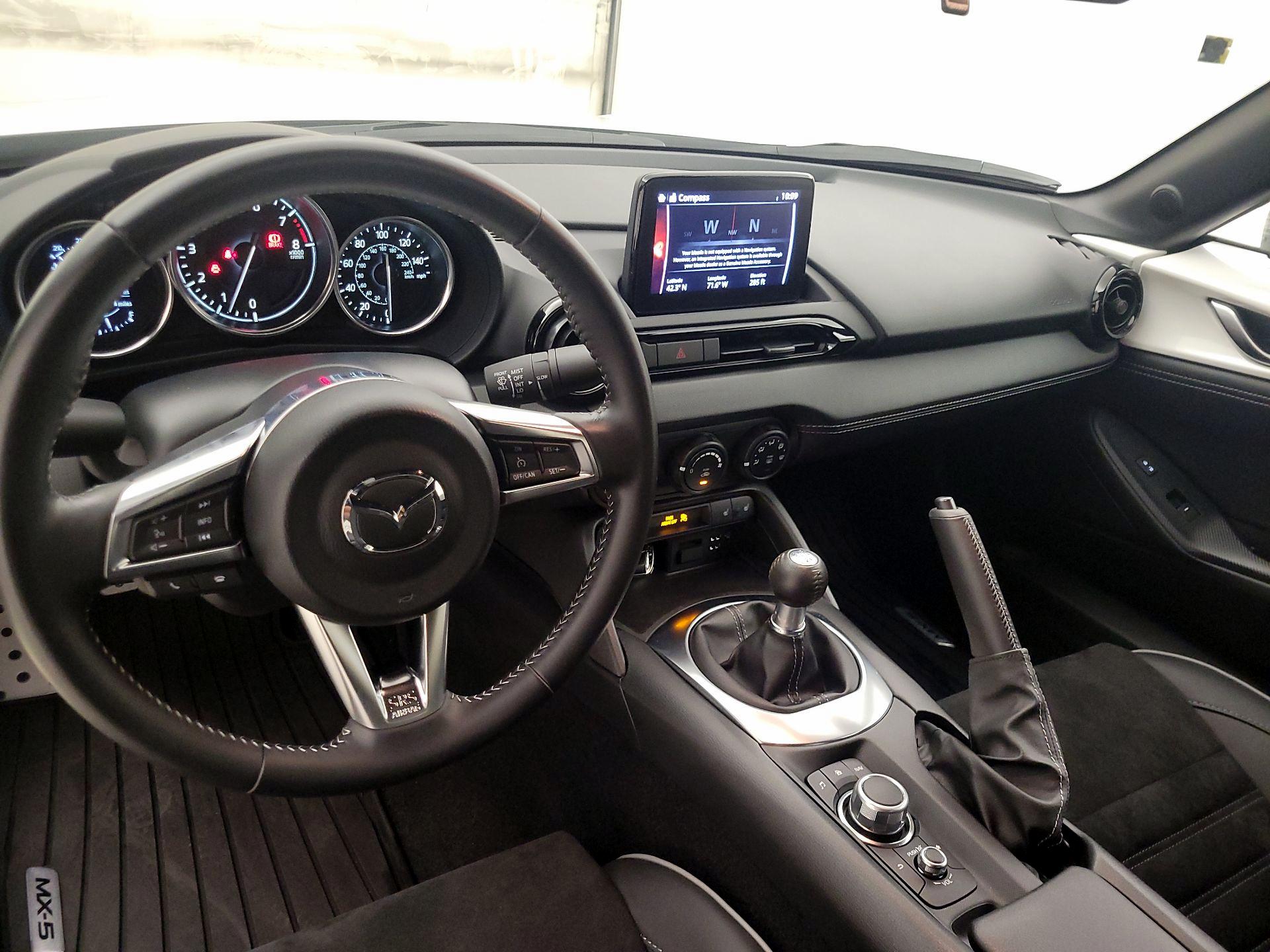 Thumbnail: 2023 Mazda MX-5 Miata - 9