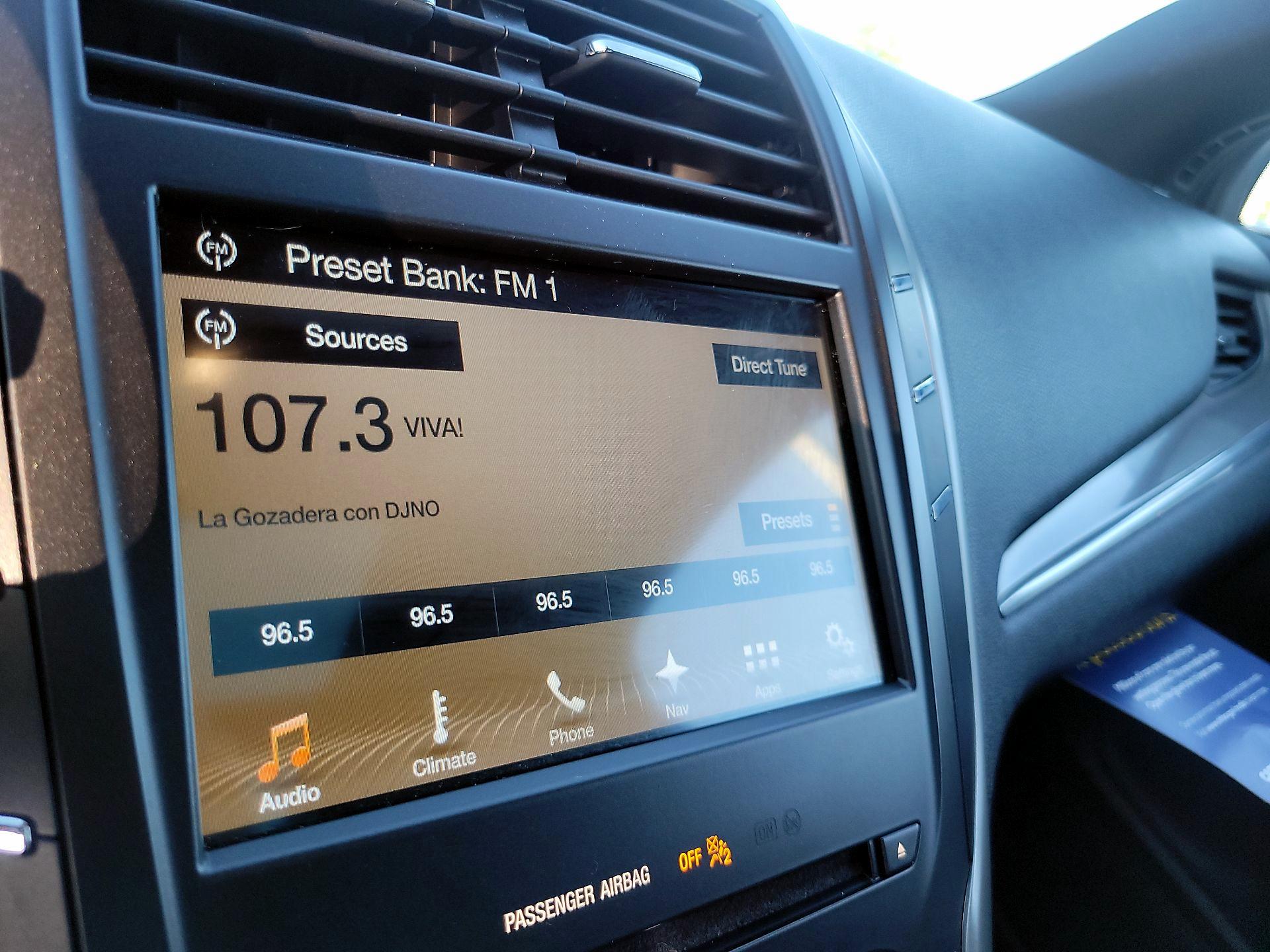 Thumbnail: 2017 Lincoln MKC - 14
