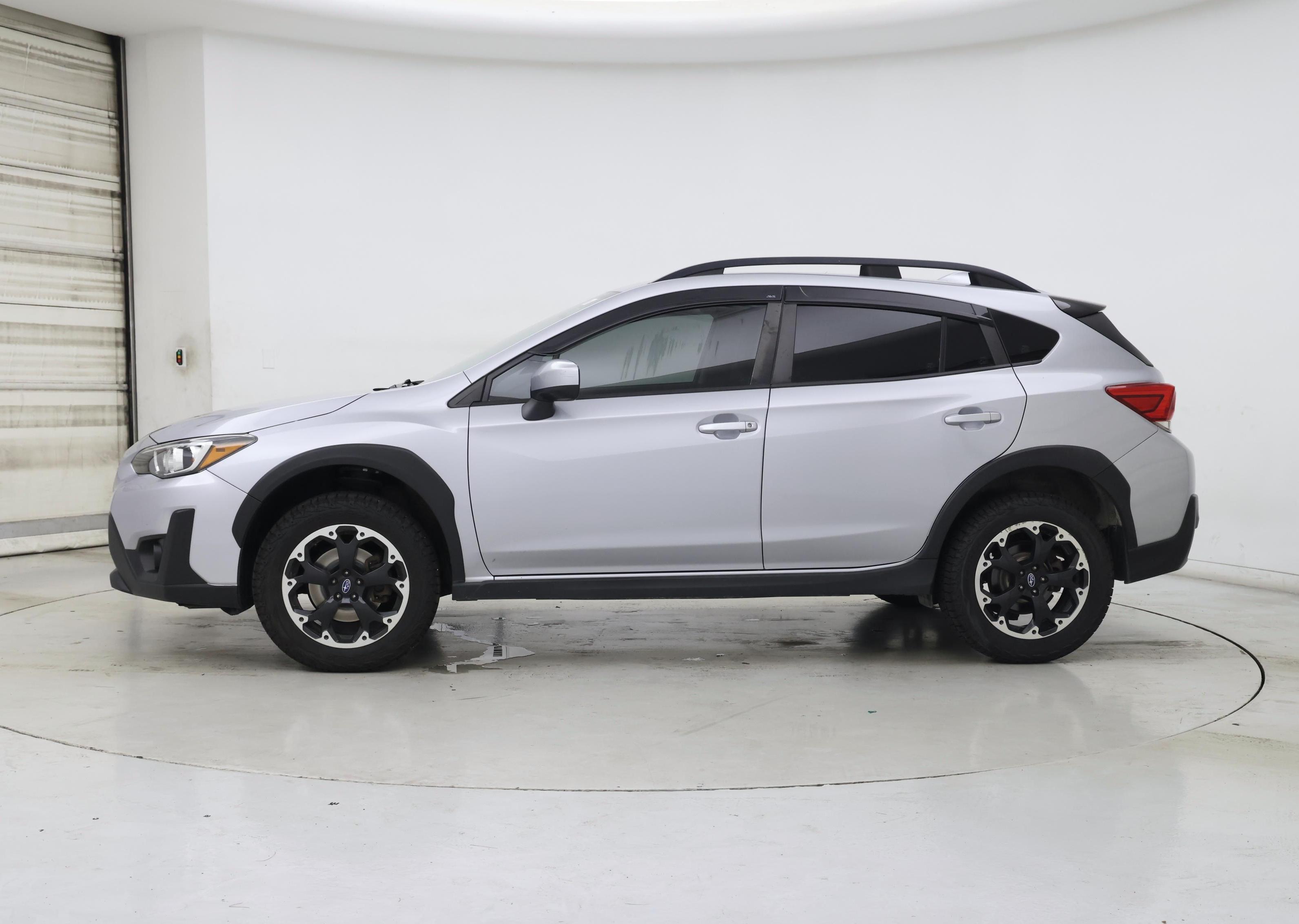 Thumbnail: 2021 Subaru Crosstrek - 3