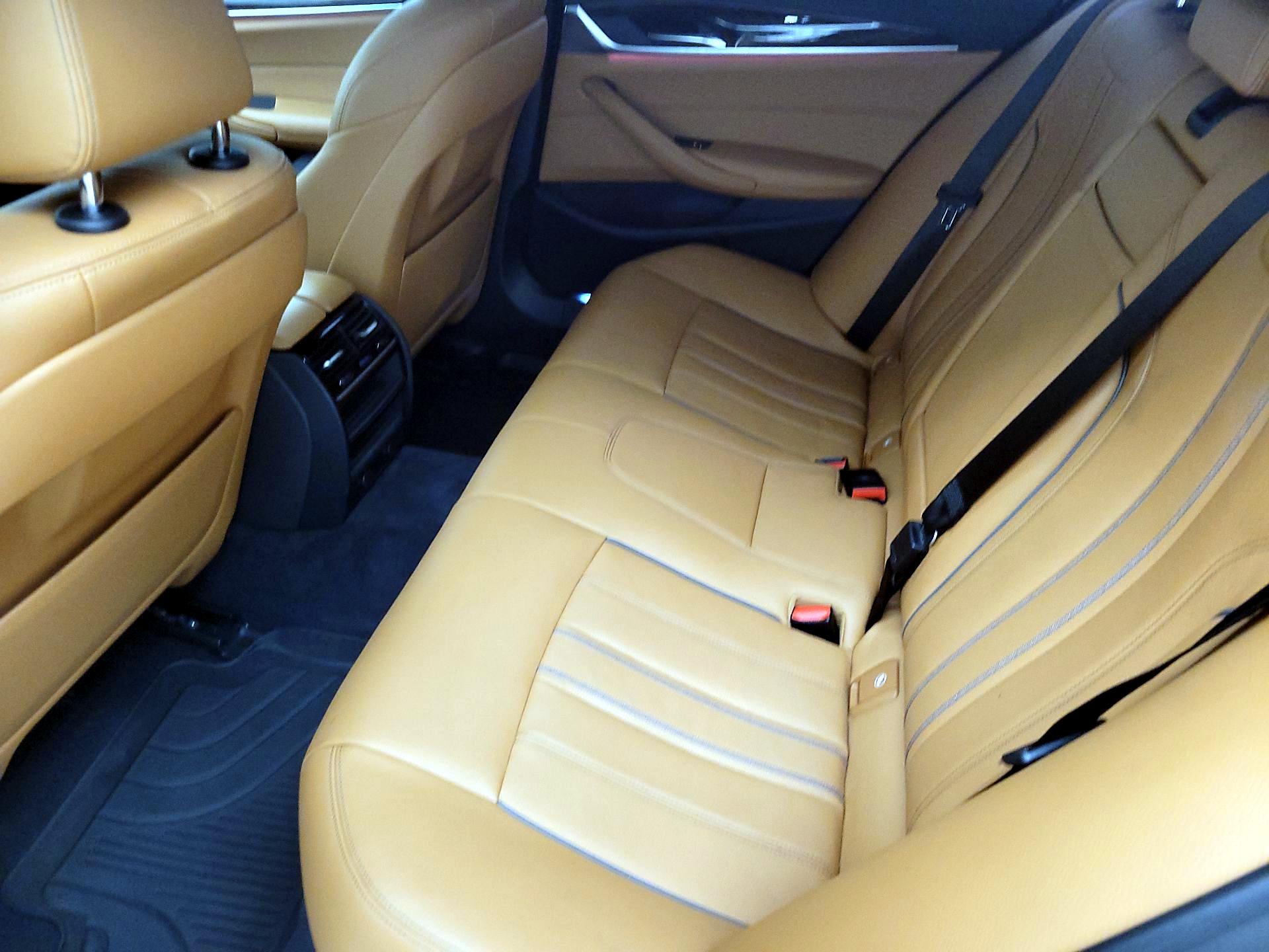 Thumbnail: 2019 BMW 5 Series - 20