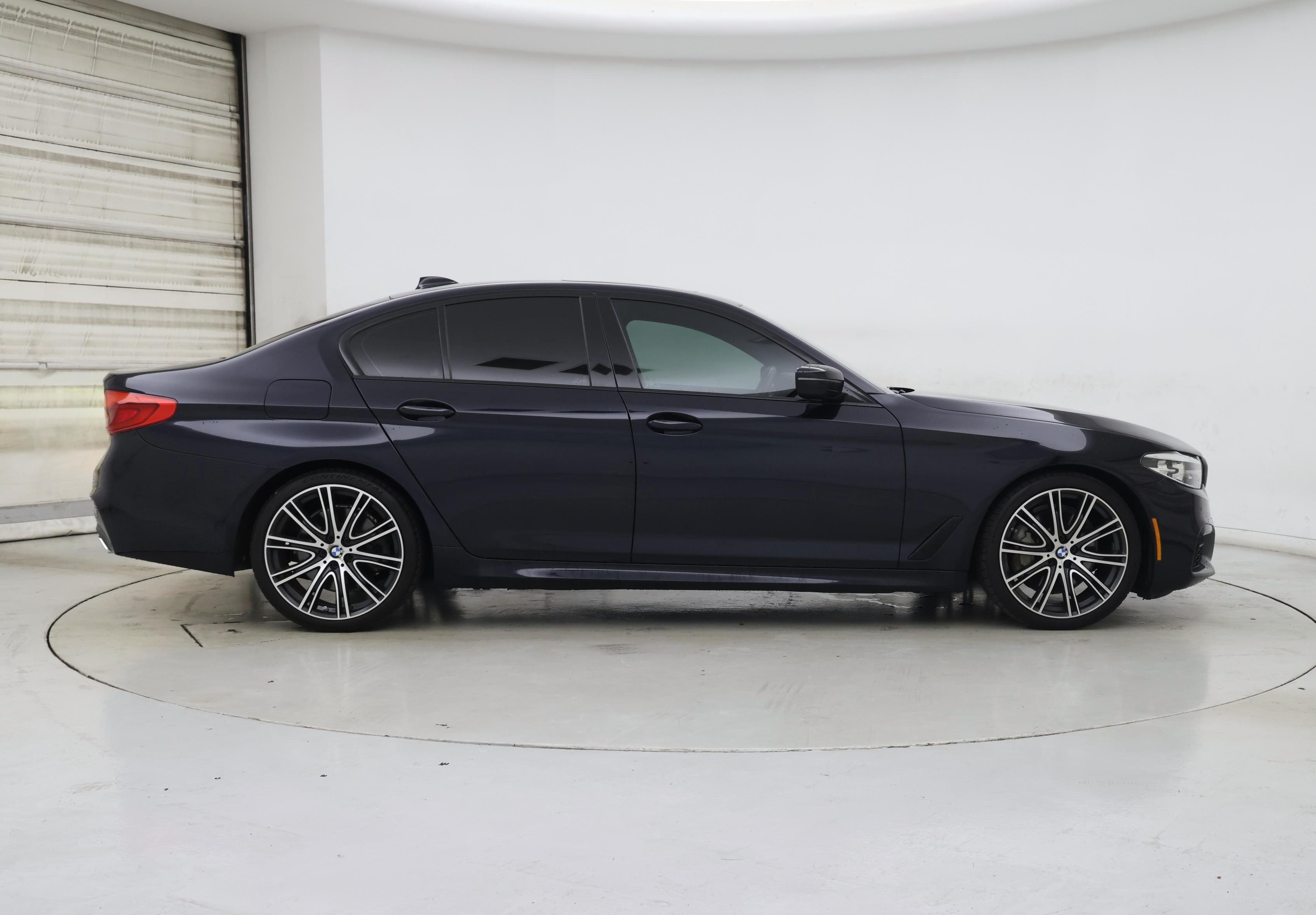 Thumbnail: 2019 BMW 5 Series - 7