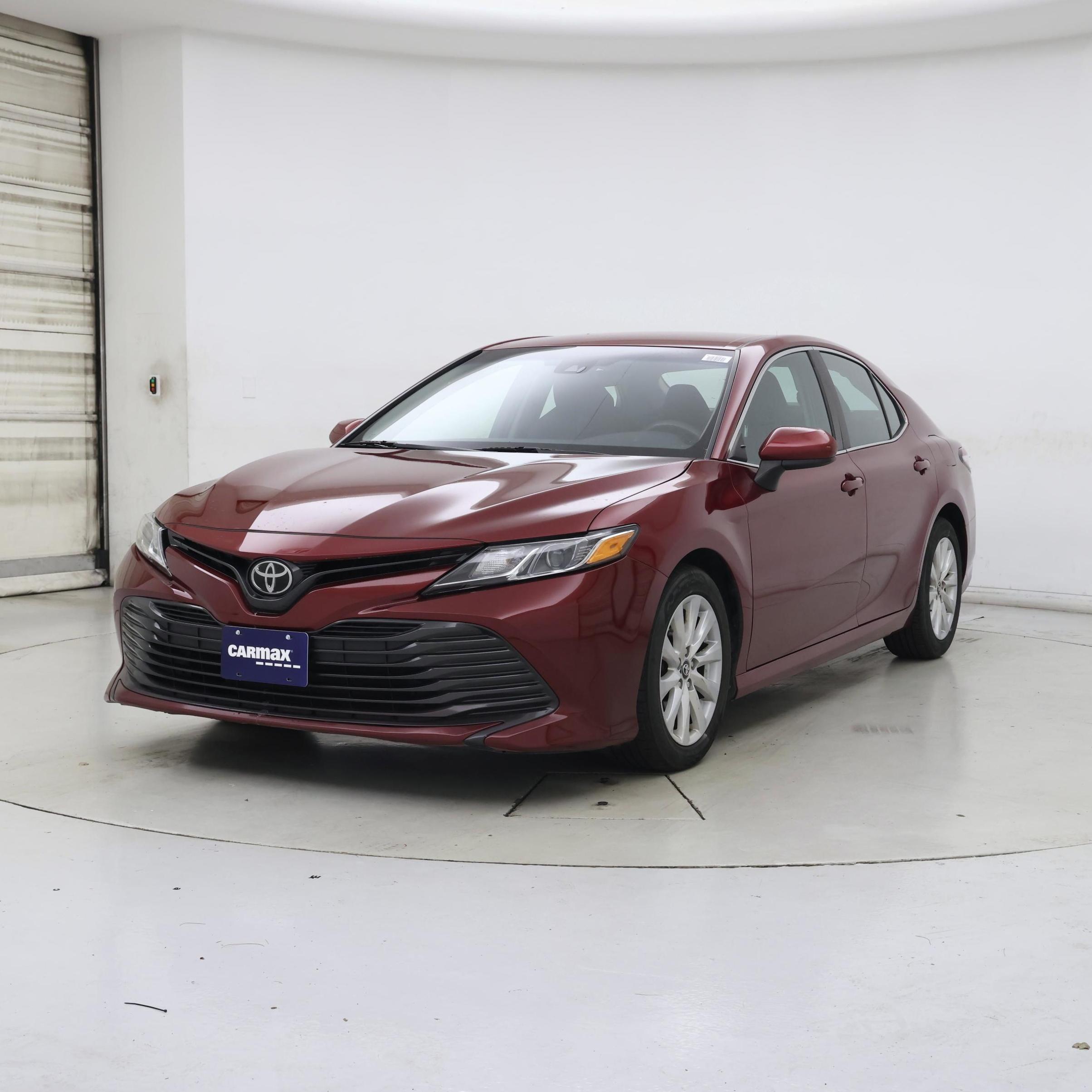 Thumbnail: 2018 Toyota Camry - 4