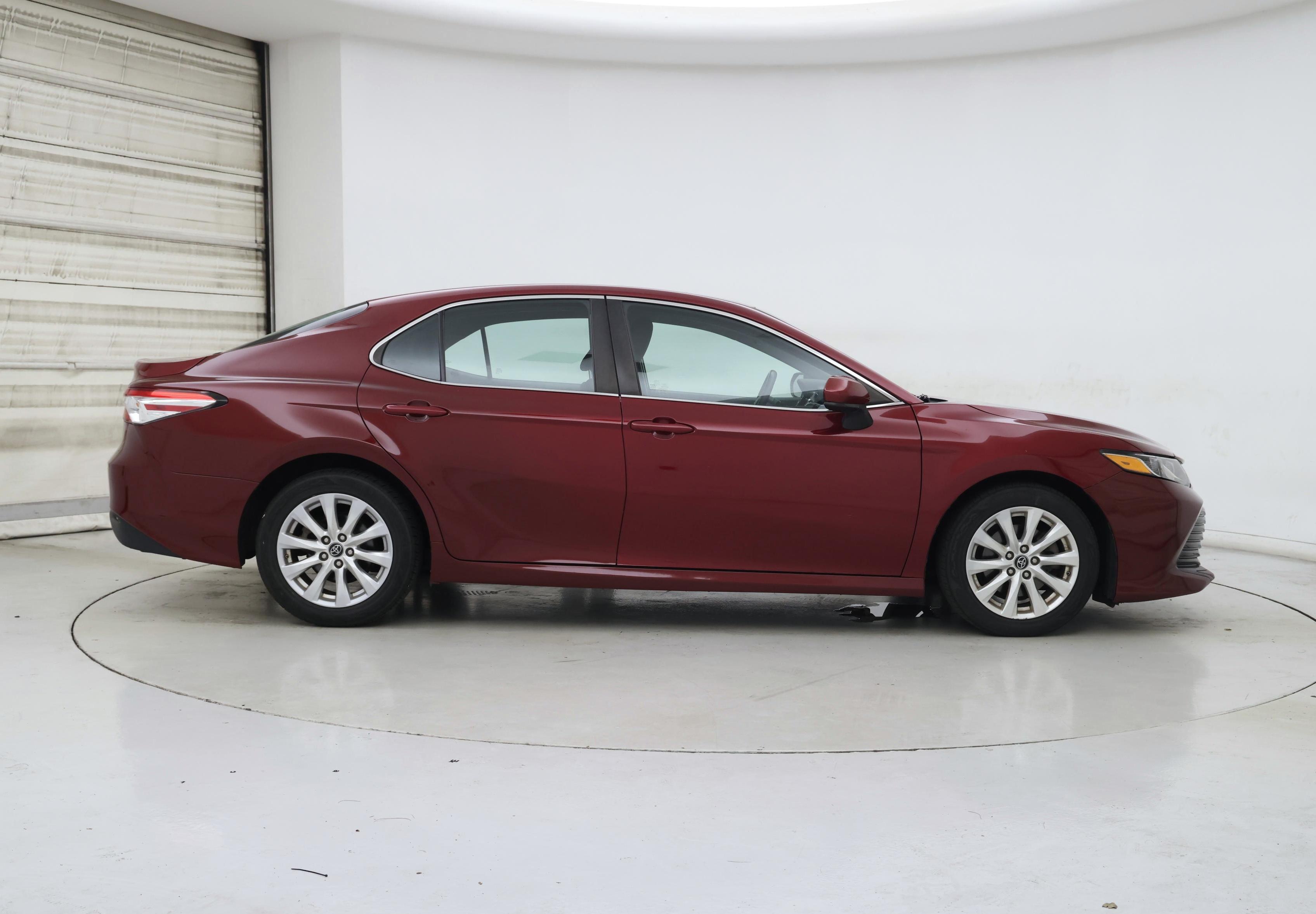 Thumbnail: 2018 Toyota Camry - 7