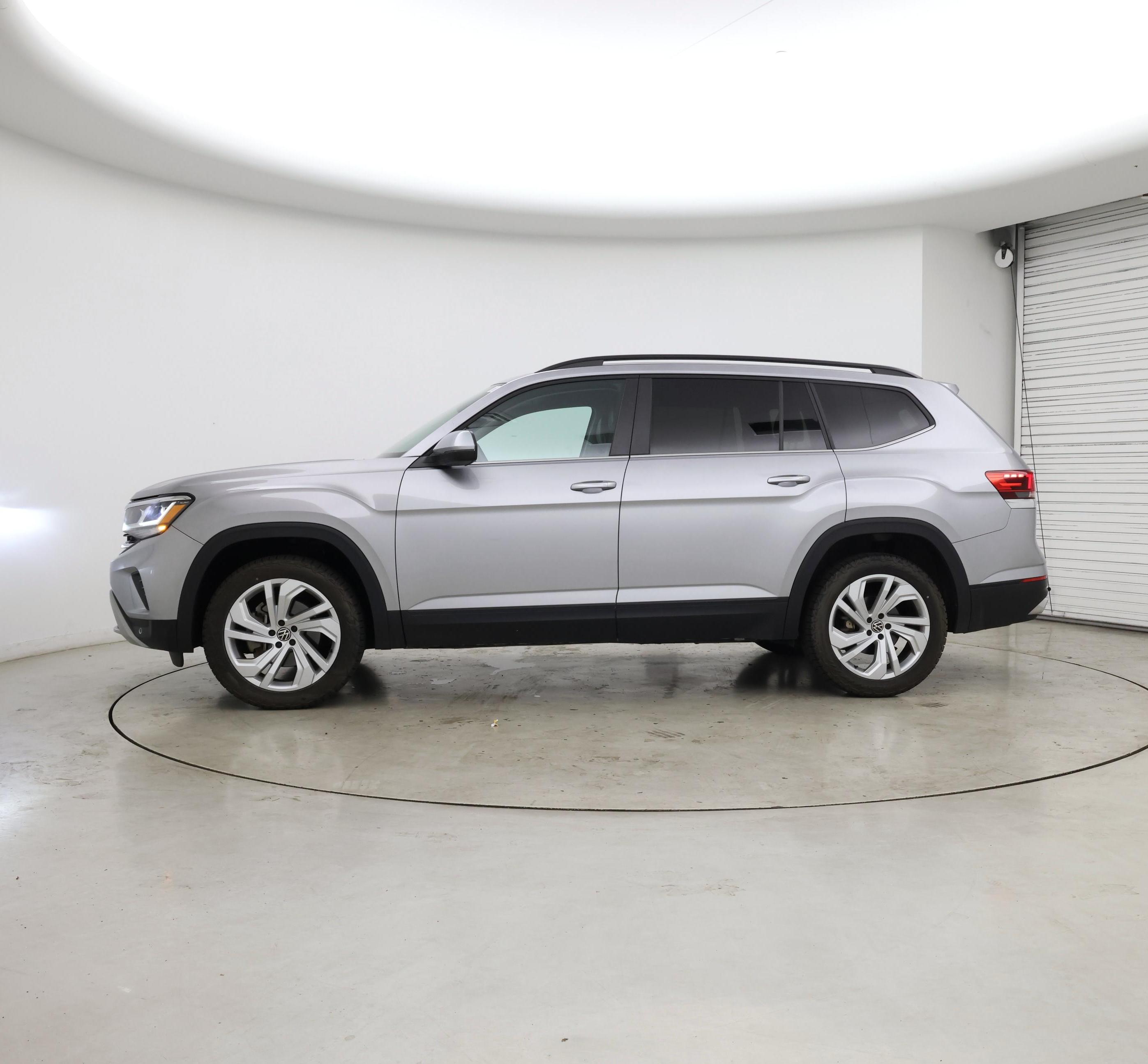 Thumbnail: 2021 Volkswagen Atlas - 3