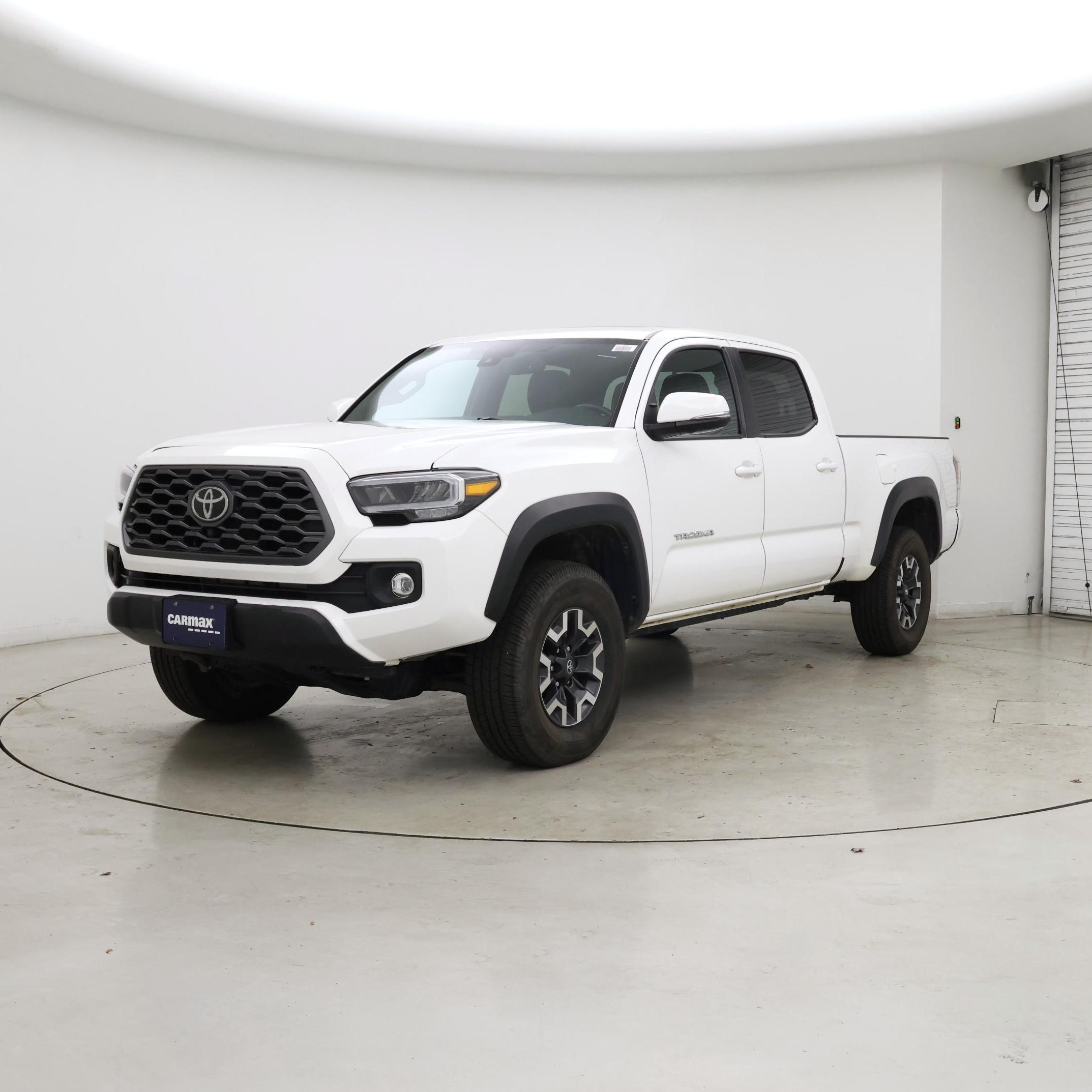 Thumbnail: 2023 Toyota Tacoma - 4