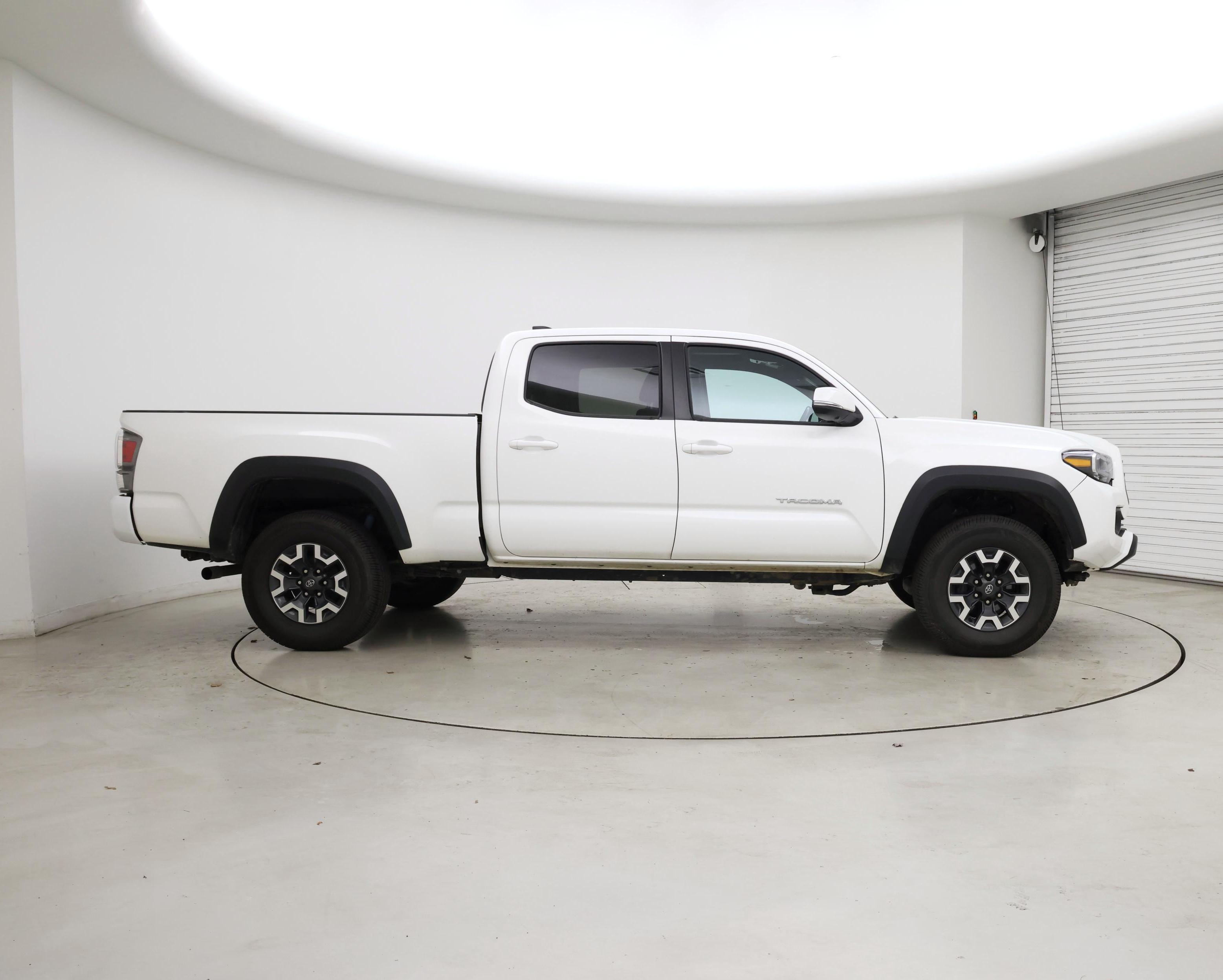 Thumbnail: 2023 Toyota Tacoma - 7