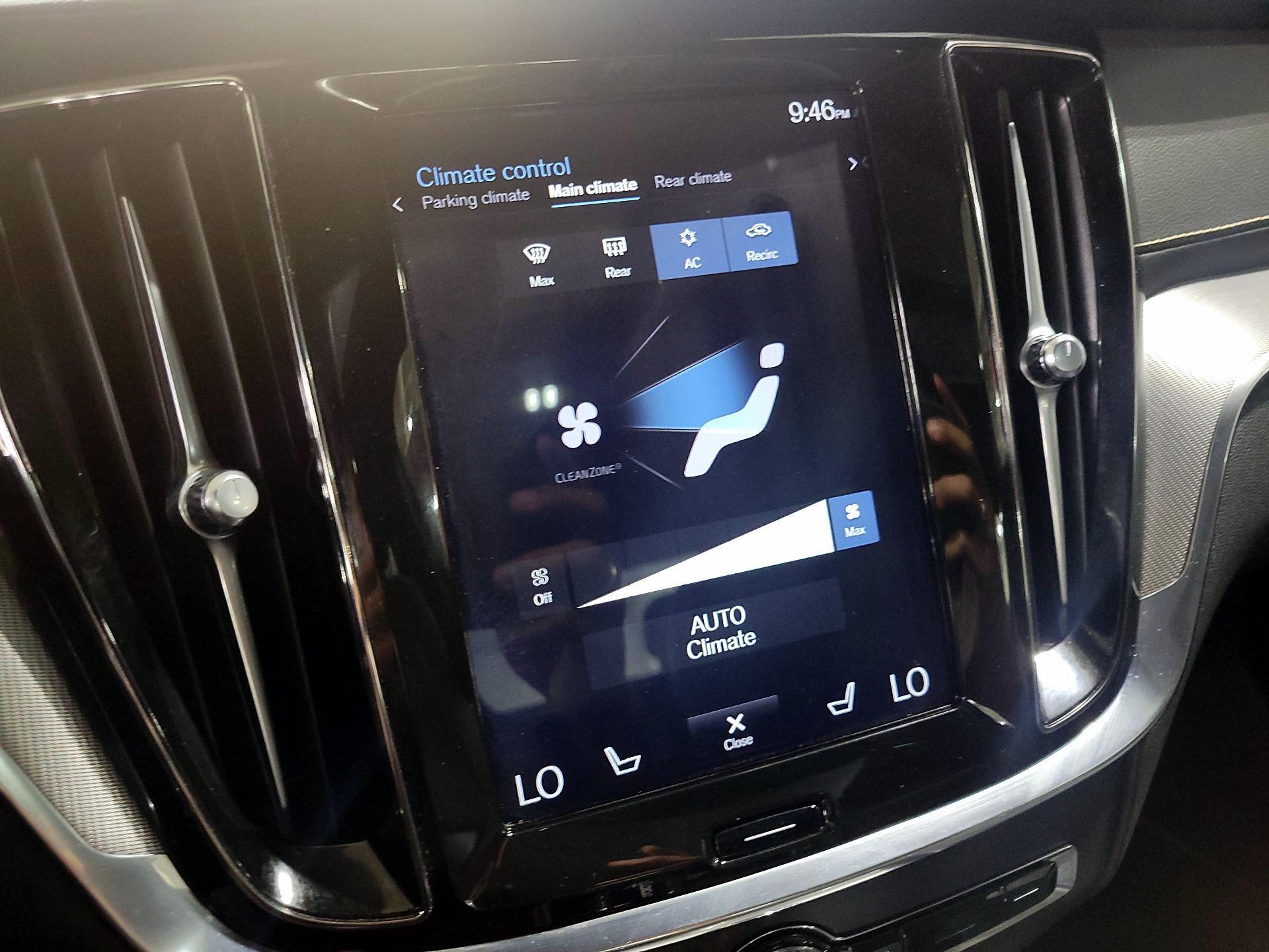 Thumbnail: 2020 Volvo S60 - 17