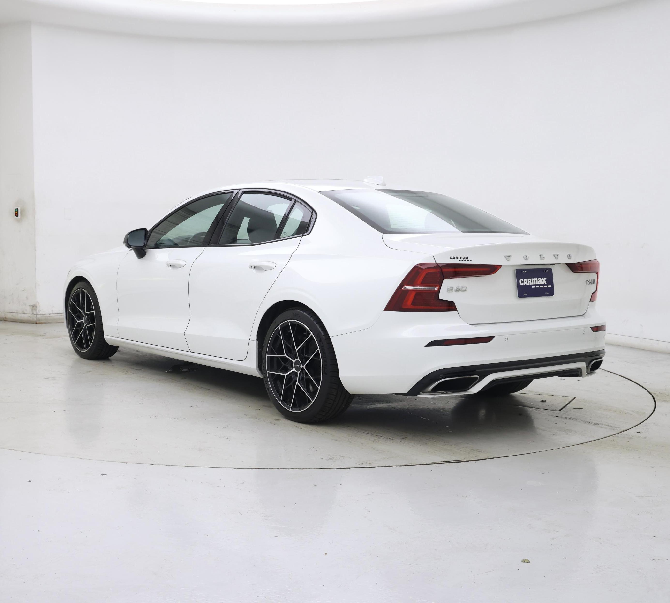 Thumbnail: 2020 Volvo S60 - 2