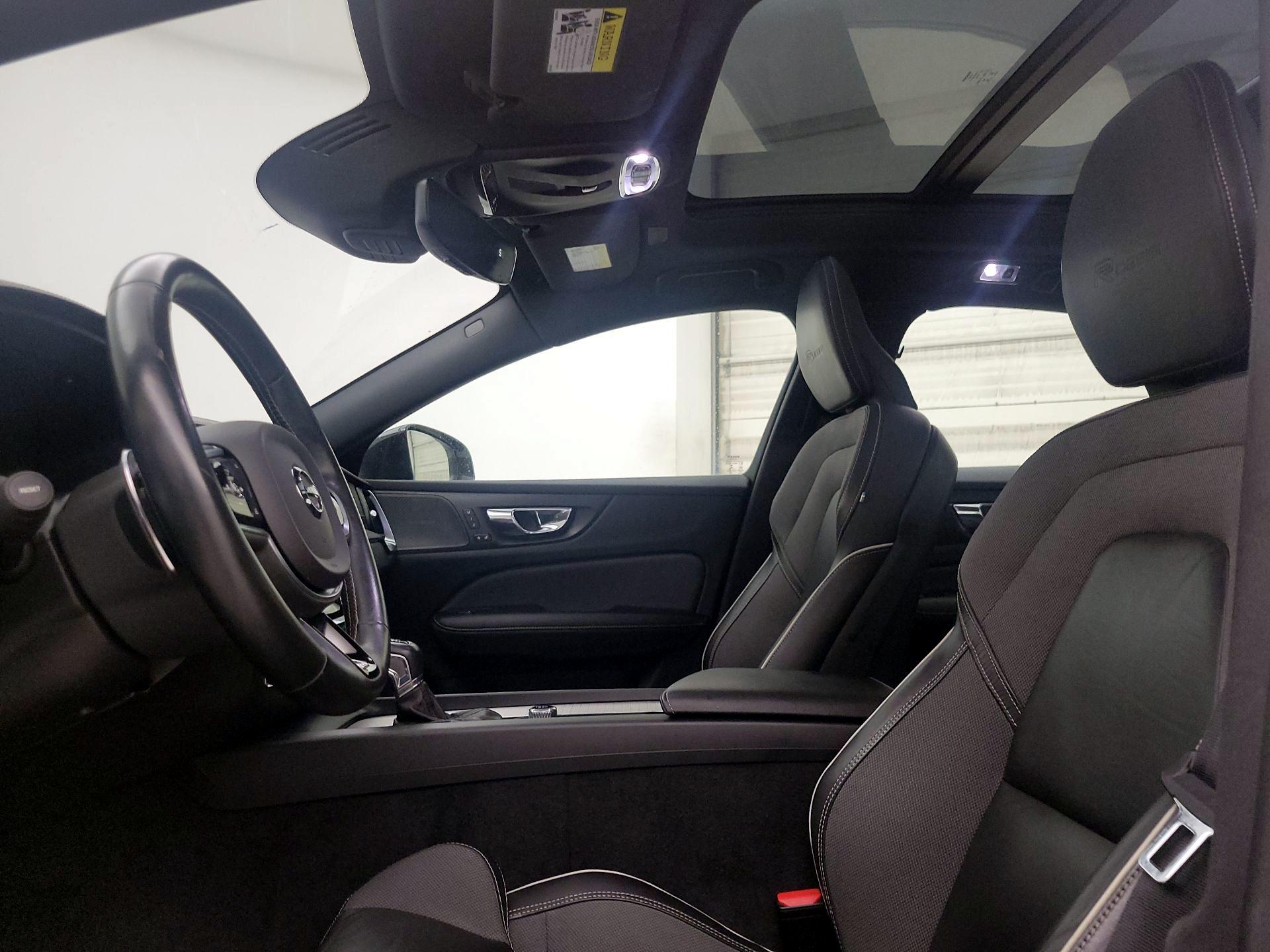 Thumbnail: 2020 Volvo S60 - 20