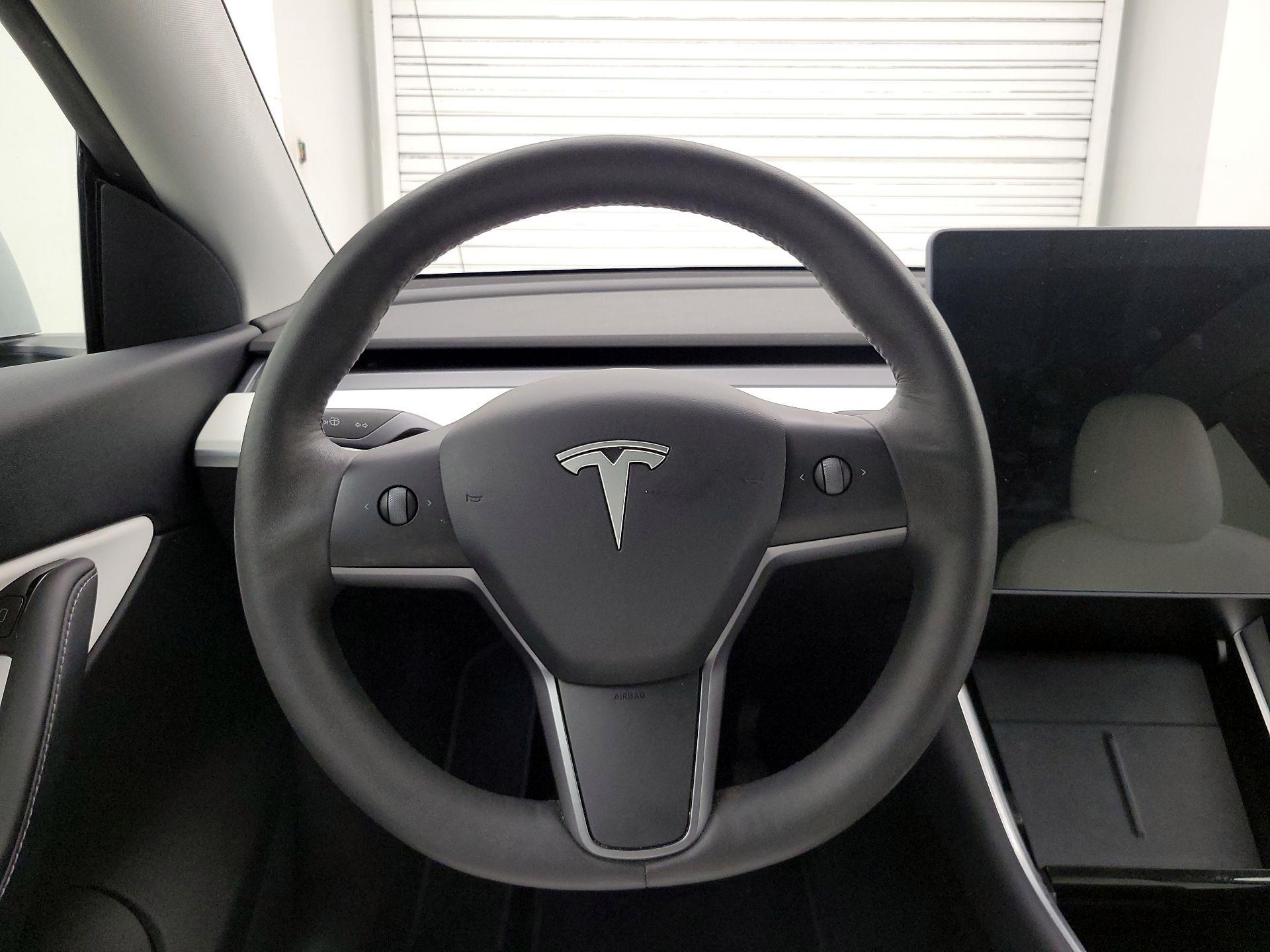 Thumbnail: 2021 Tesla Model Y - 10