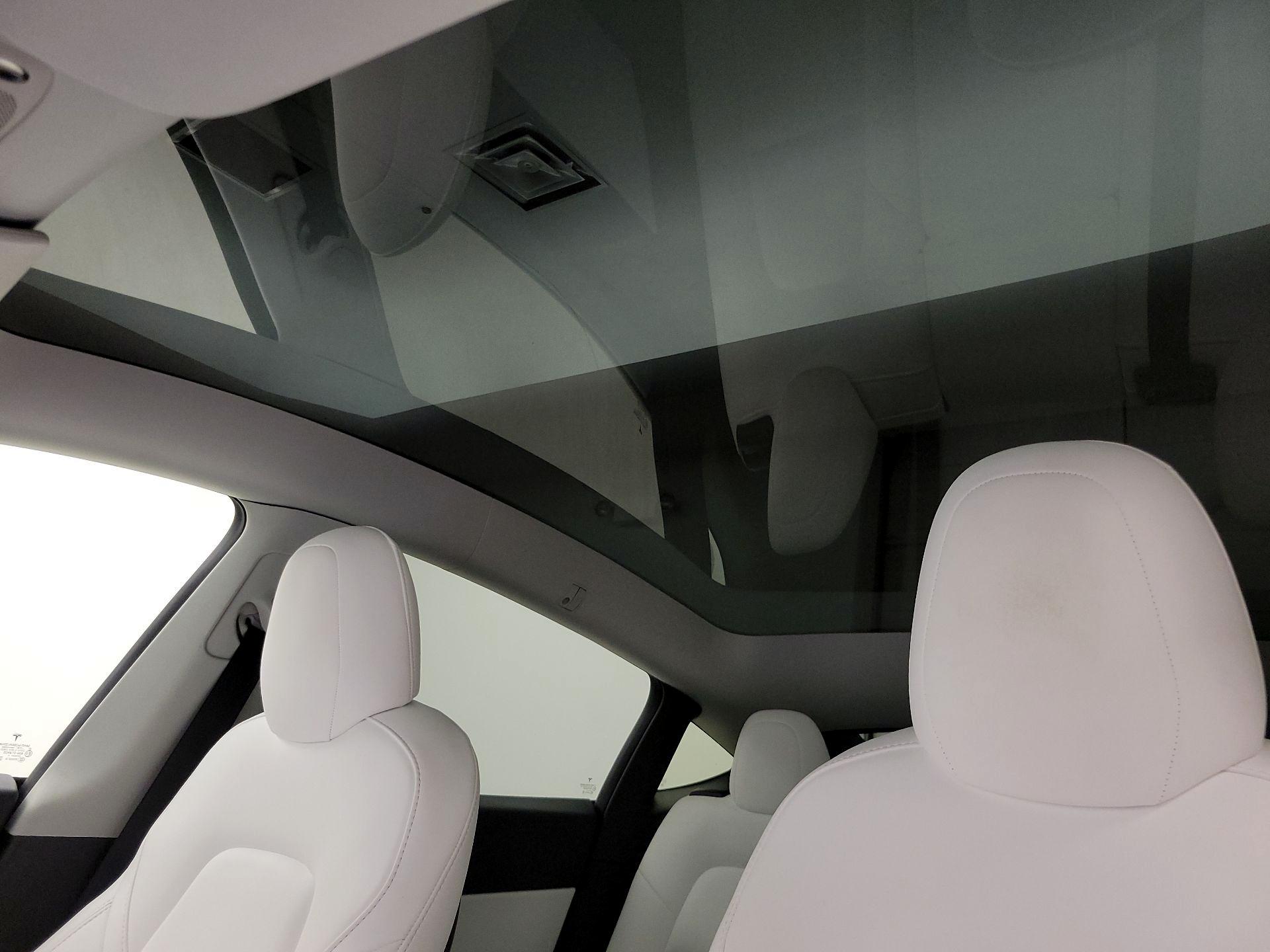 Thumbnail: 2021 Tesla Model Y - 19