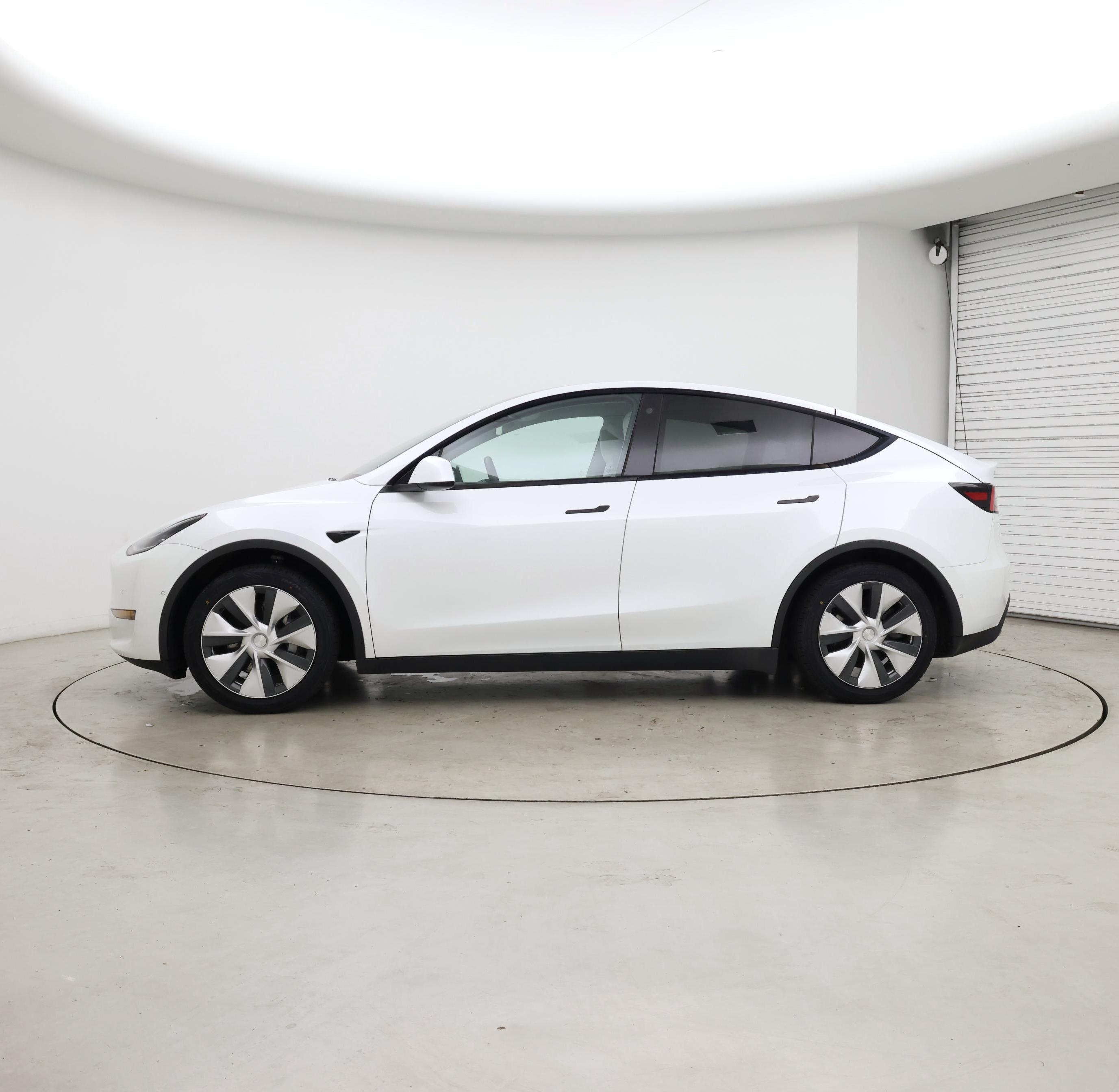 Thumbnail: 2021 Tesla Model Y - 3