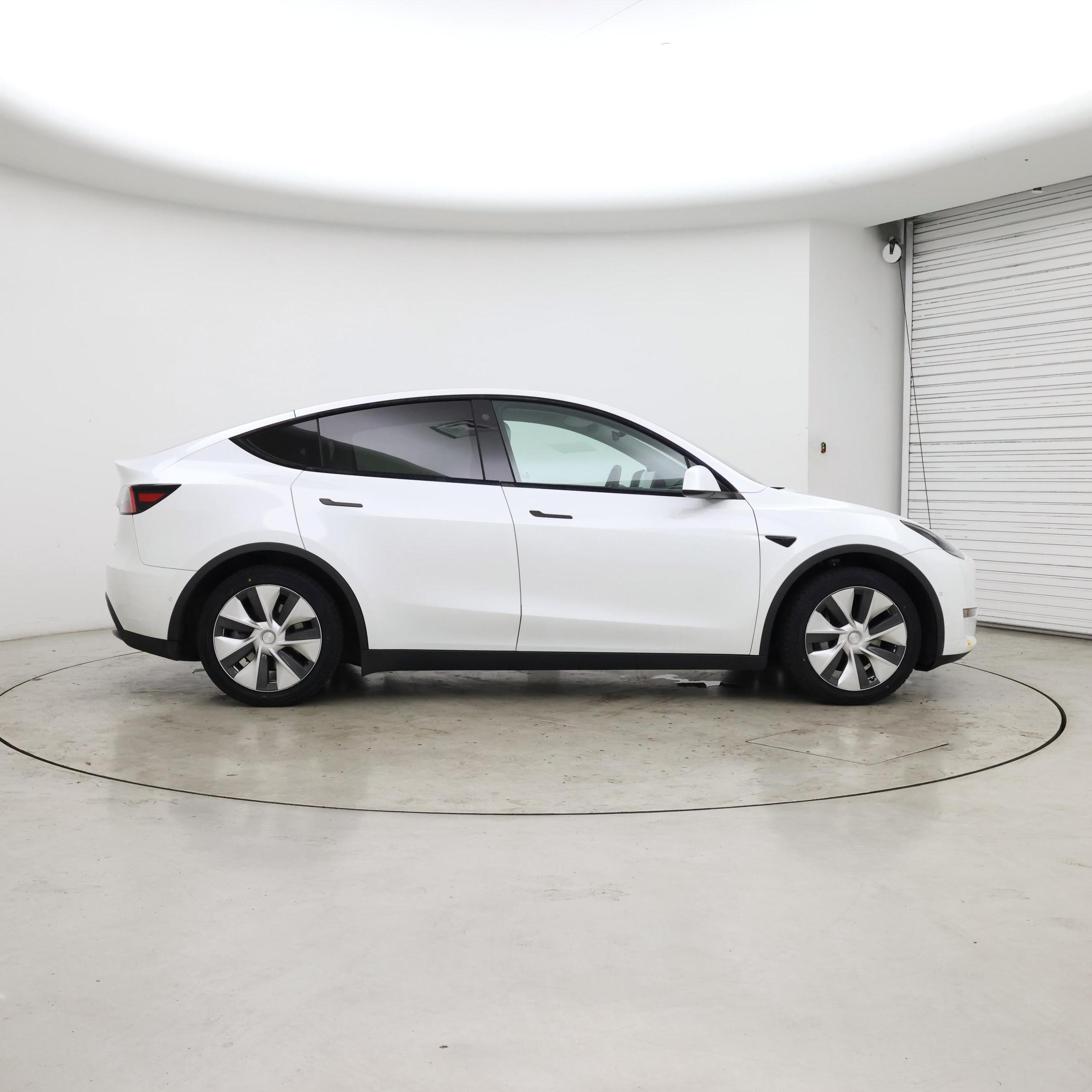Thumbnail: 2021 Tesla Model Y - 7