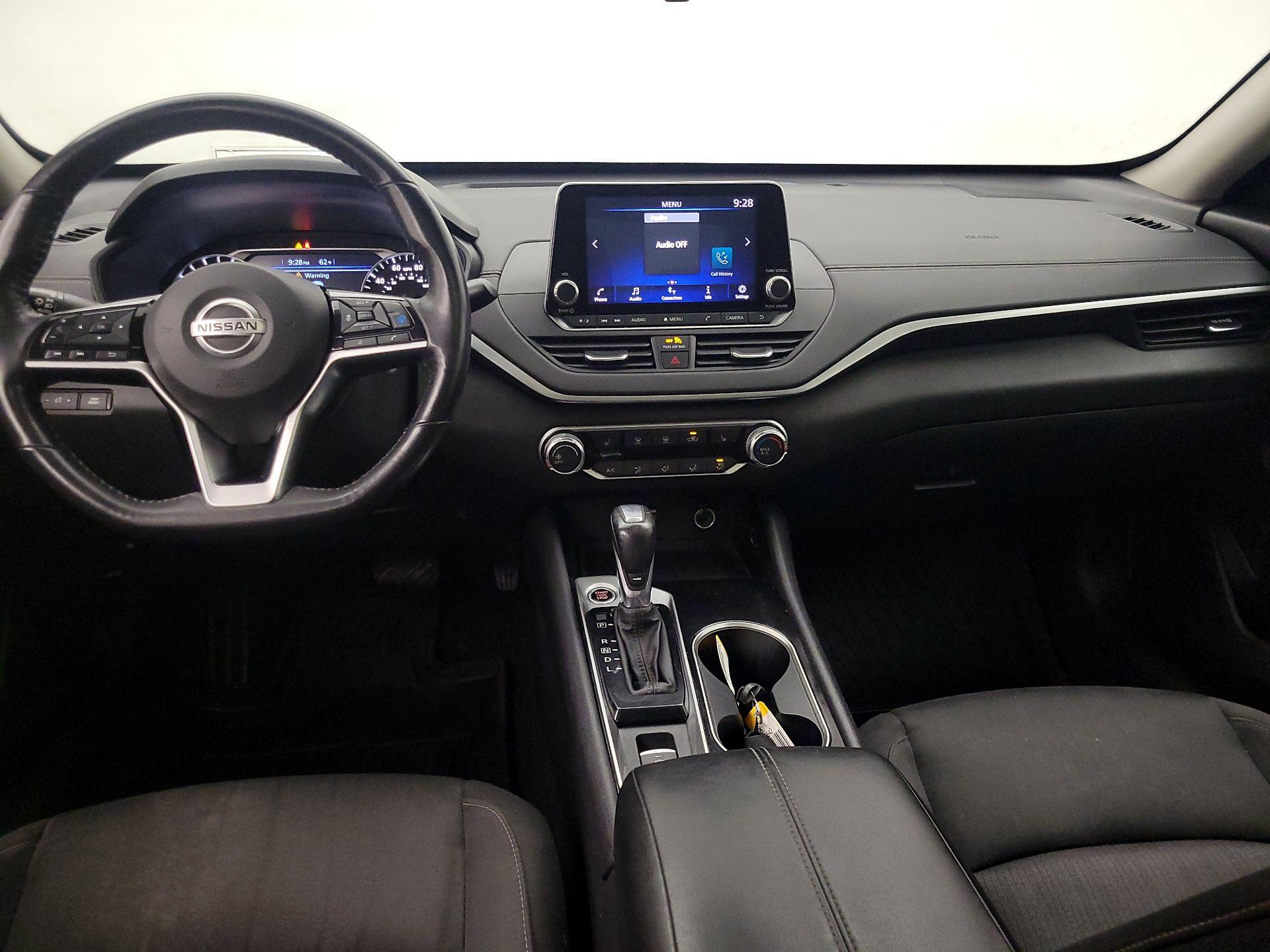 Thumbnail: 2021 Nissan Altima - 9