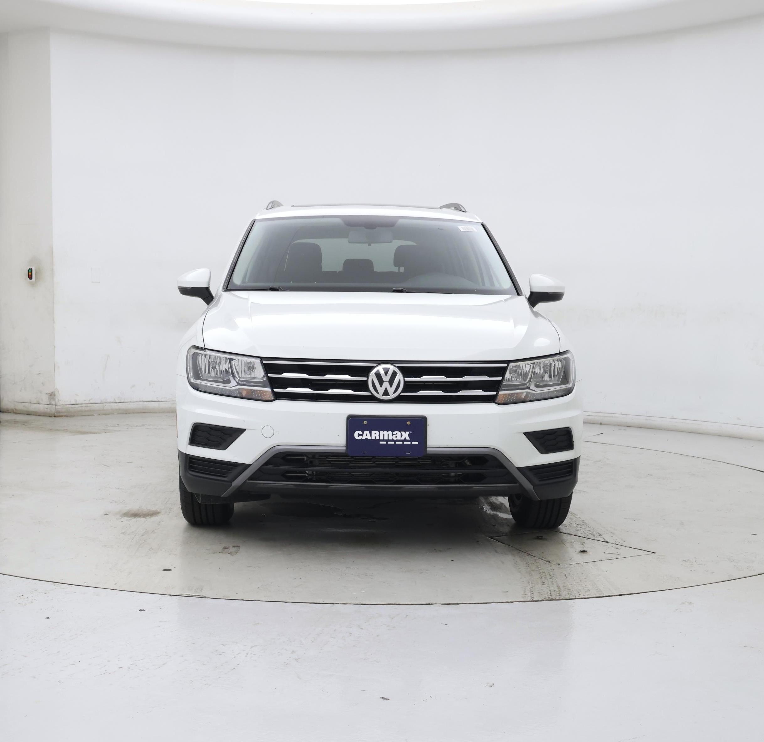 Thumbnail: 2018 Volkswagen Tiguan - 5