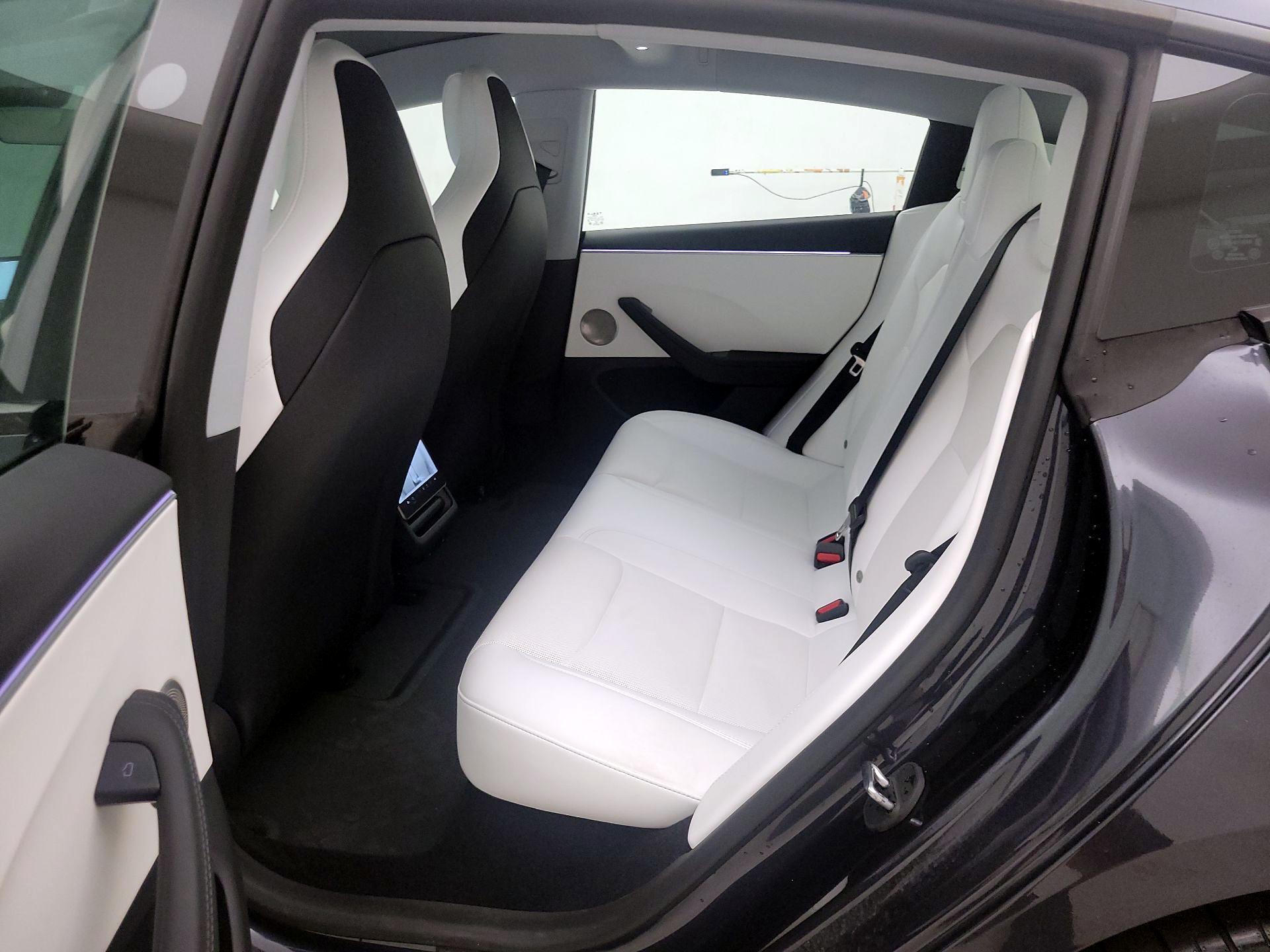 Thumbnail: 2024 Tesla Model 3 - 20