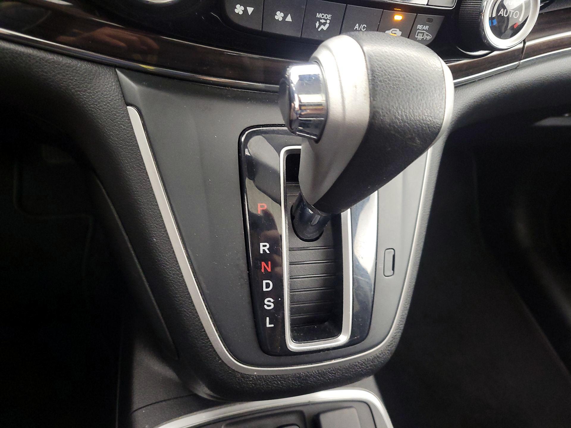 Thumbnail: 2015 Honda CR-V - 18