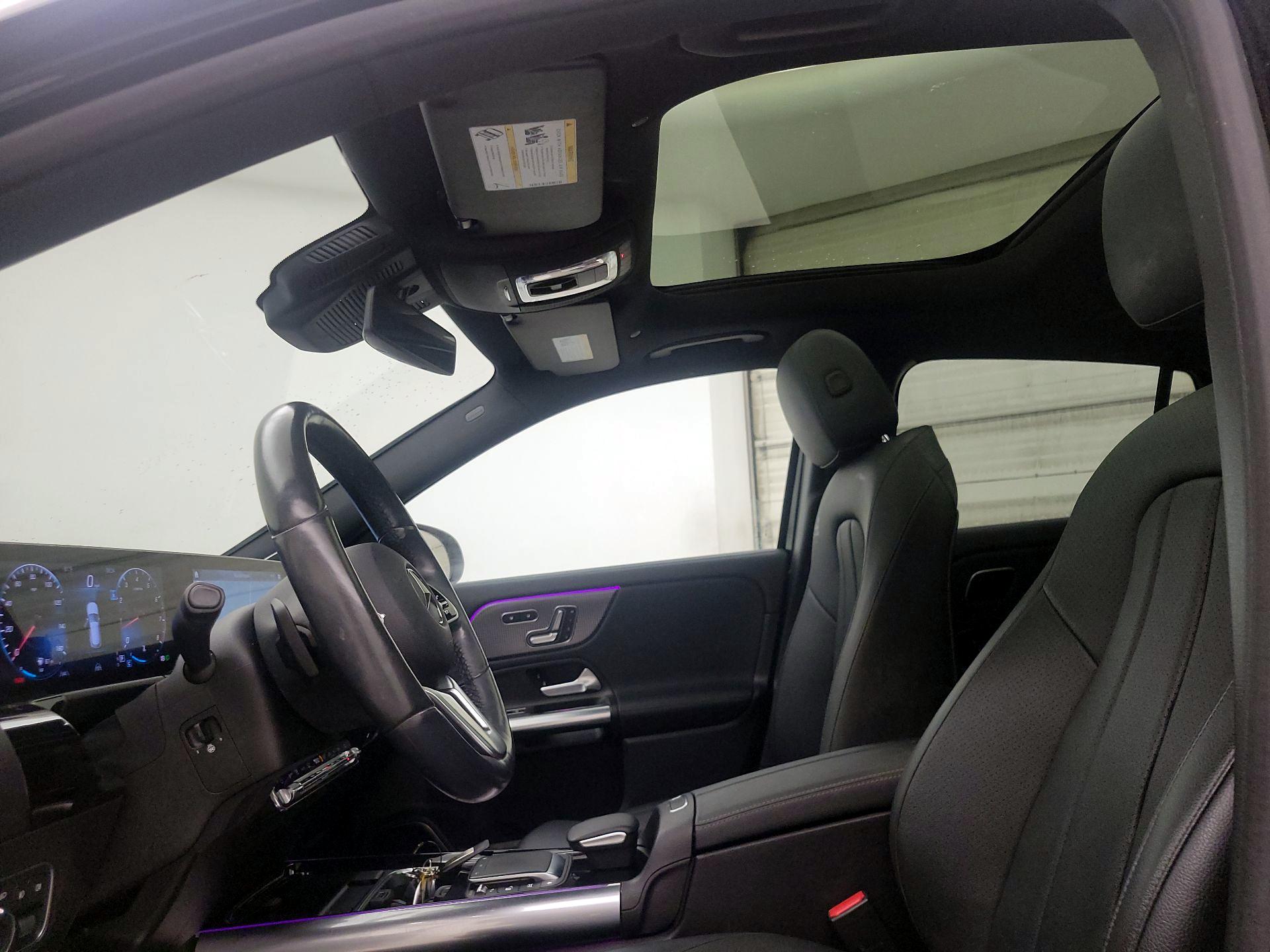 Thumbnail: 2021 Mercedes-Benz GLA - 20