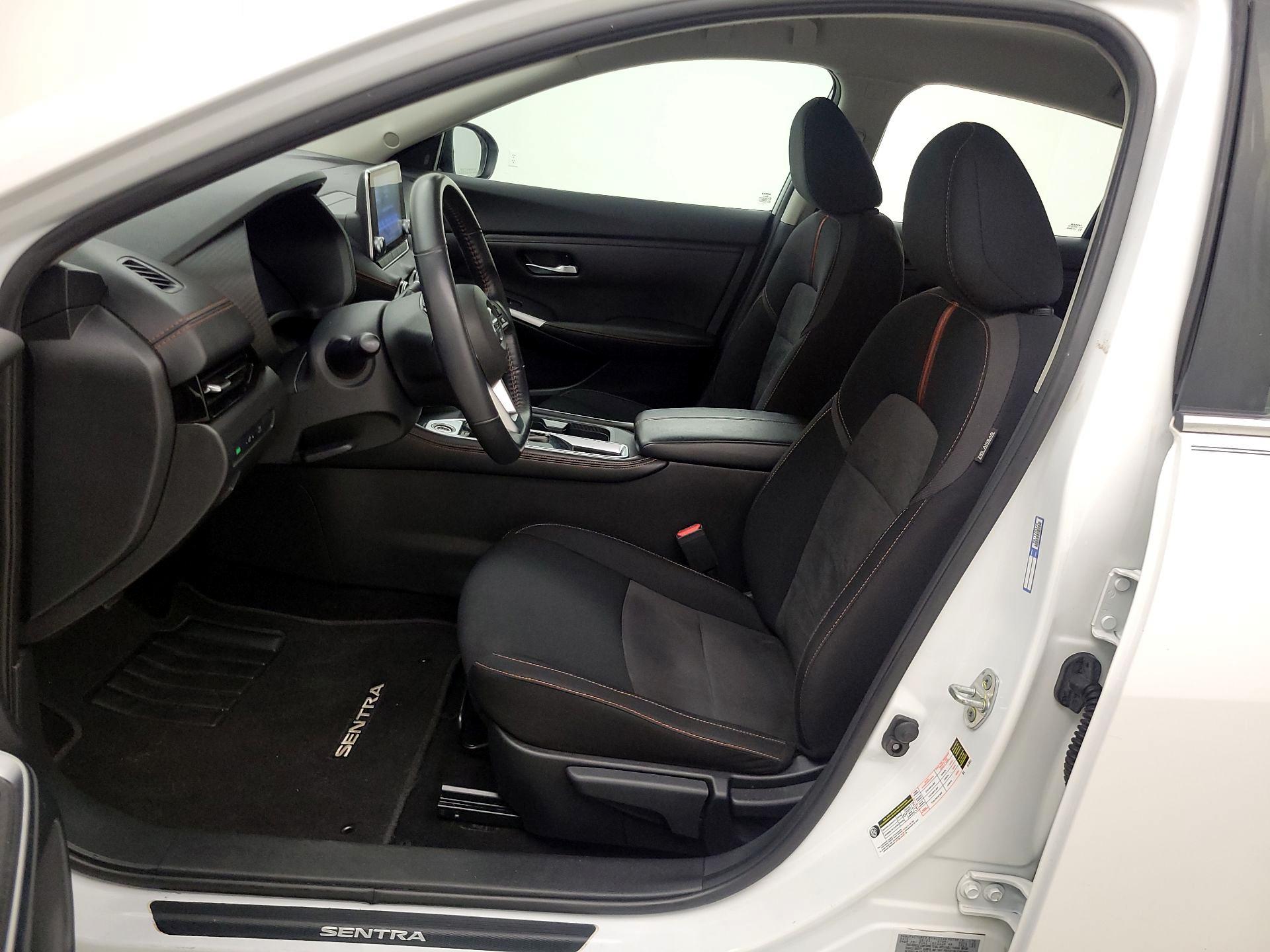 Thumbnail: 2021 Nissan Sentra - 11