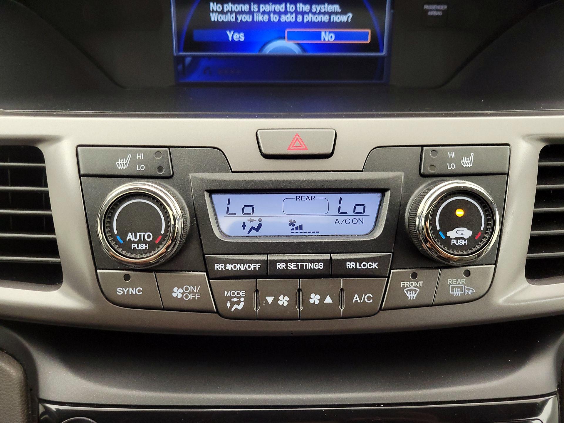 Thumbnail: 2015 Honda Odyssey - 14