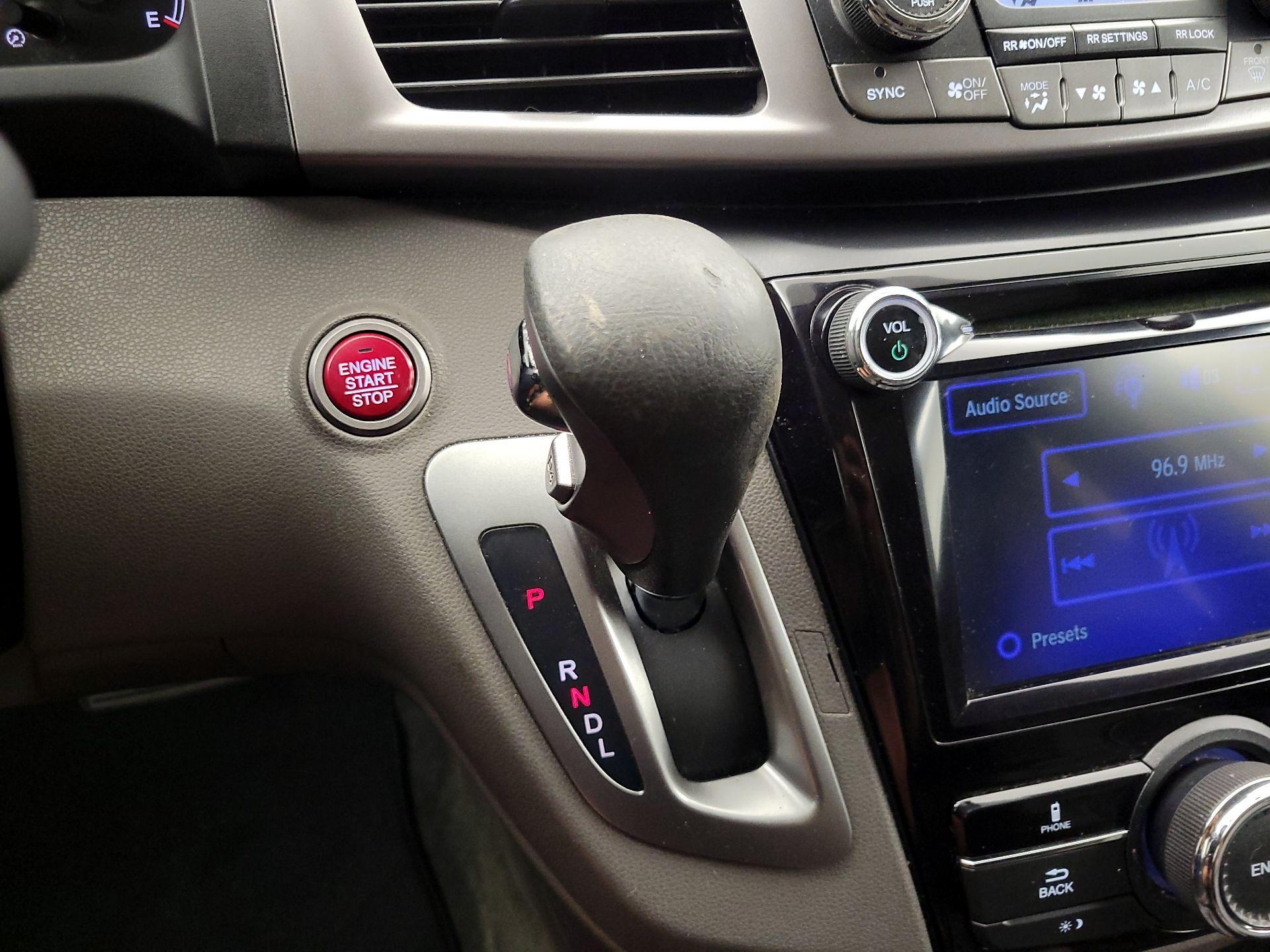 Thumbnail: 2015 Honda Odyssey - 15
