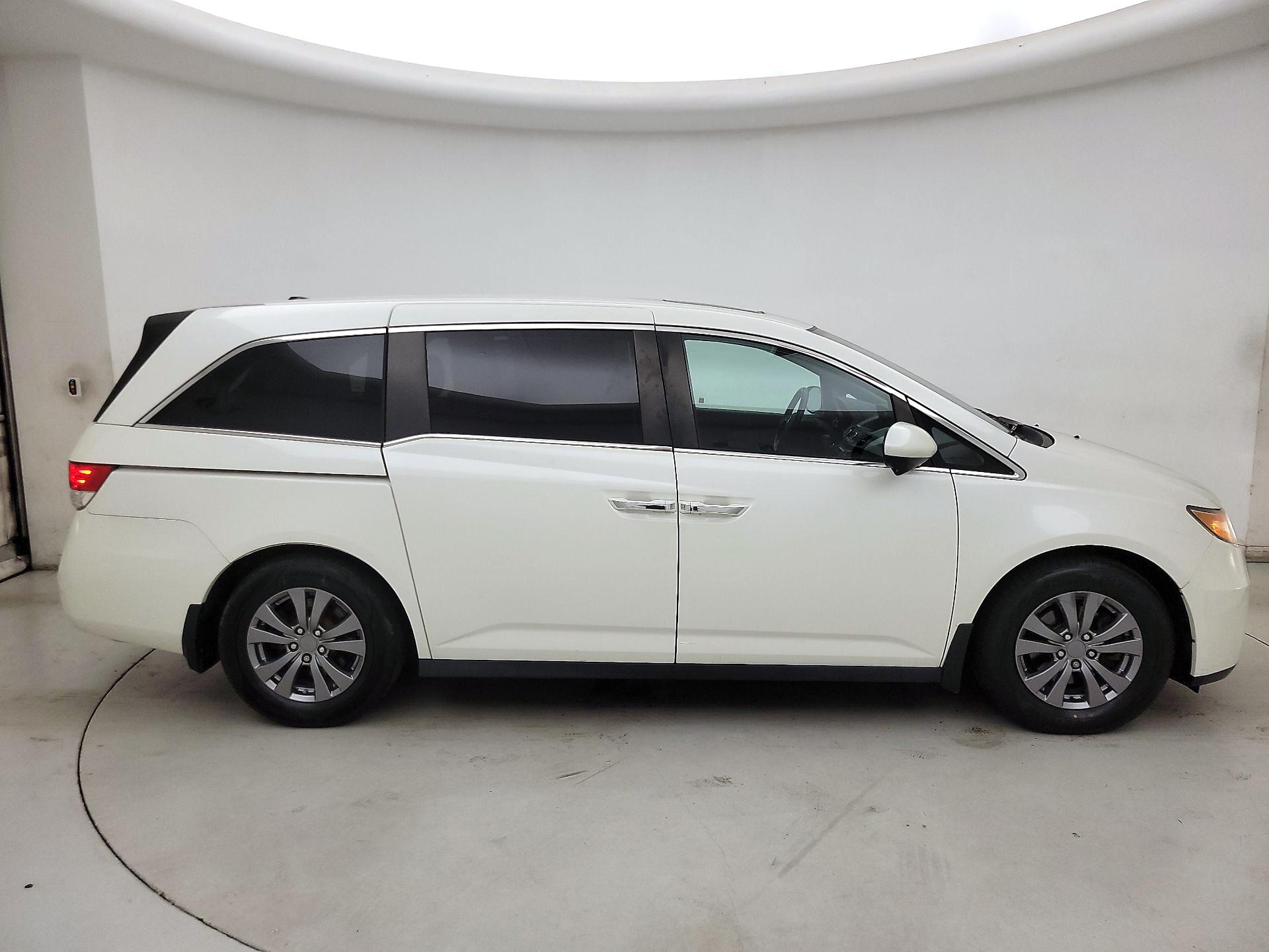 Thumbnail: 2015 Honda Odyssey - 4
