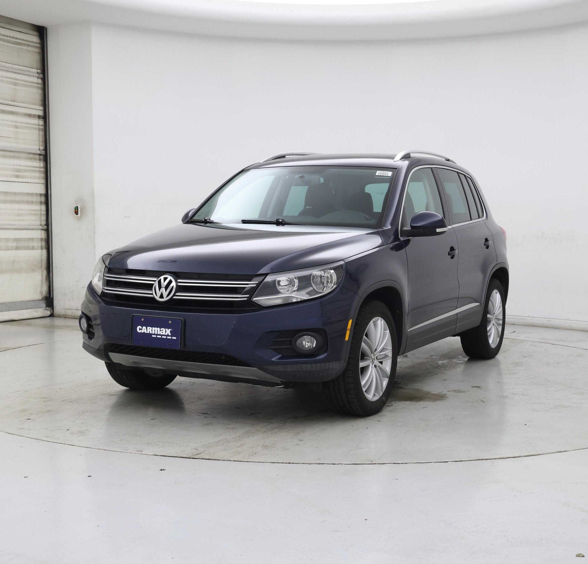 Thumbnail: 2015 Volkswagen Tiguan - 4
