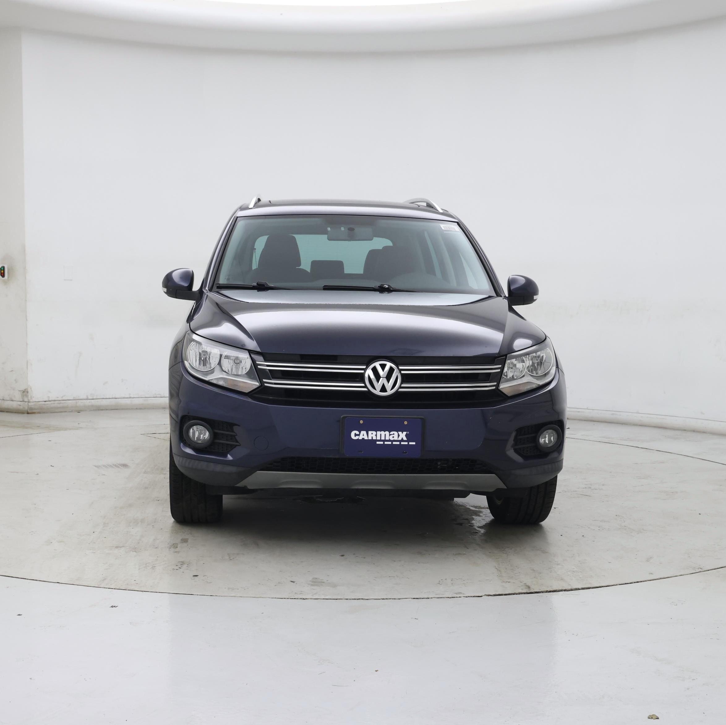 Thumbnail: 2015 Volkswagen Tiguan - 5