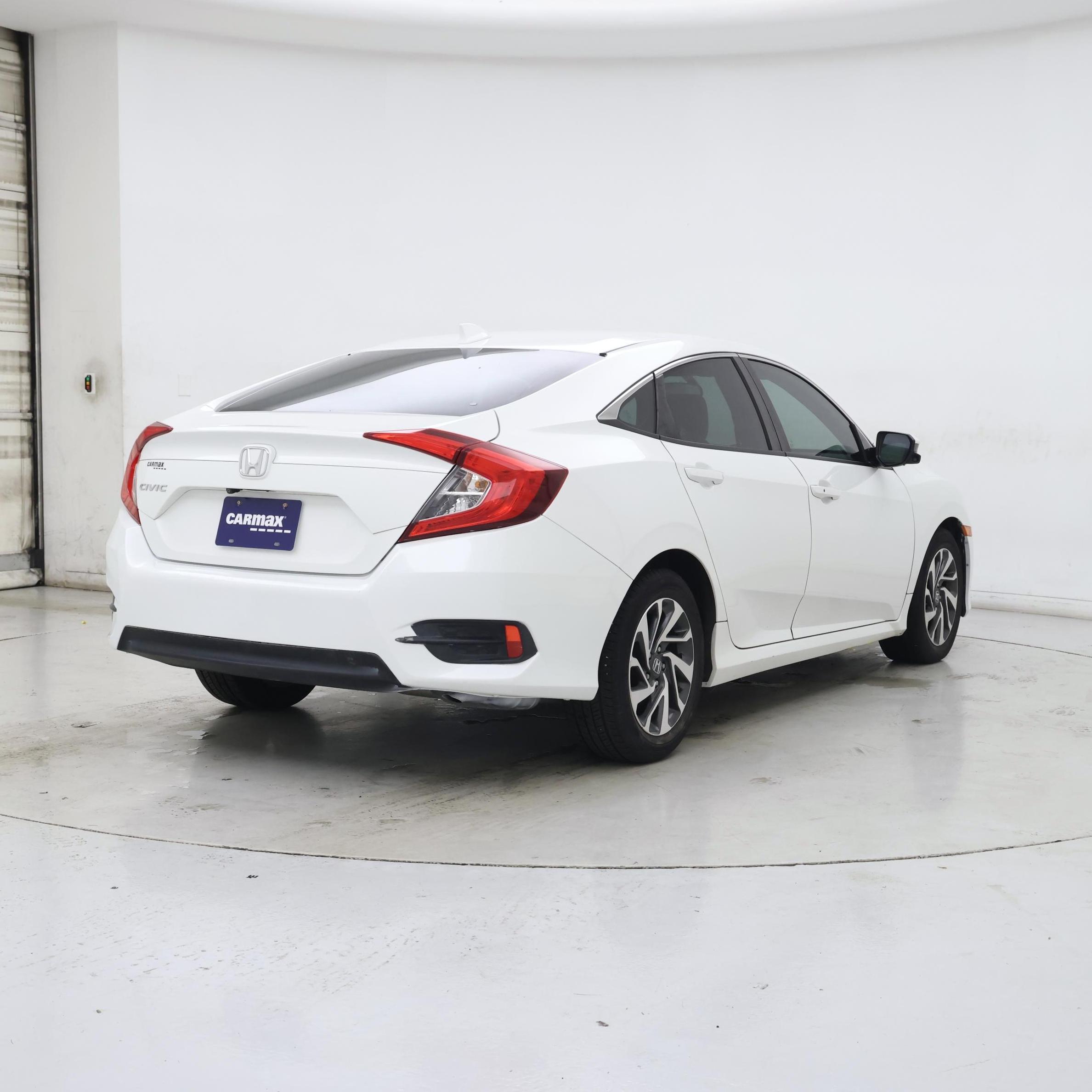 Thumbnail: 2018 Honda Civic - 8