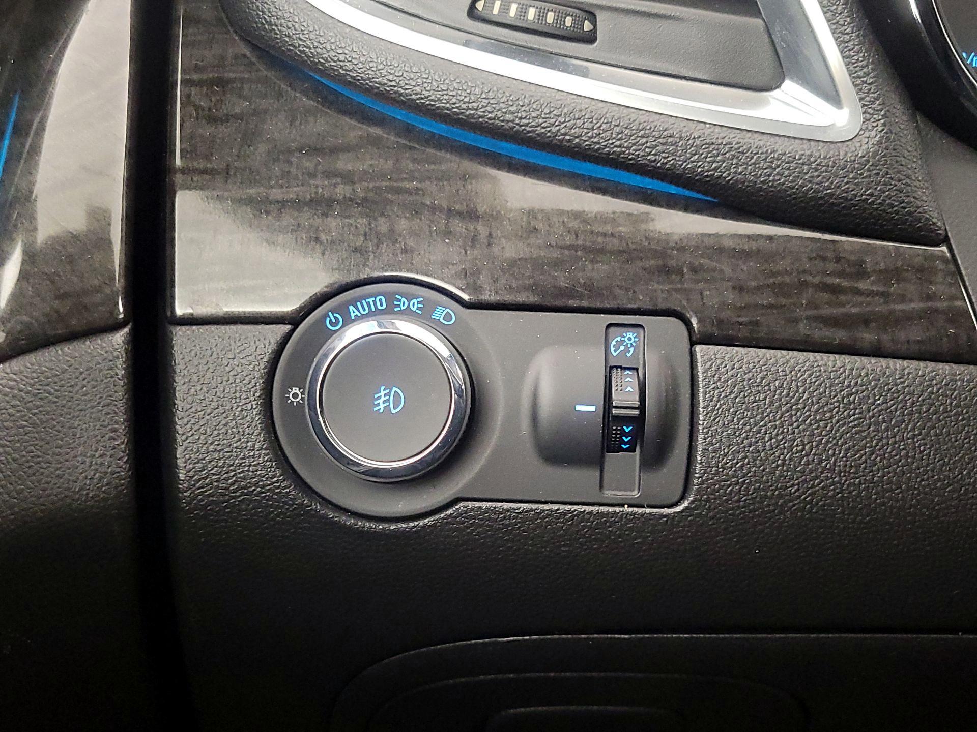 Thumbnail: 2016 Buick Encore - 13