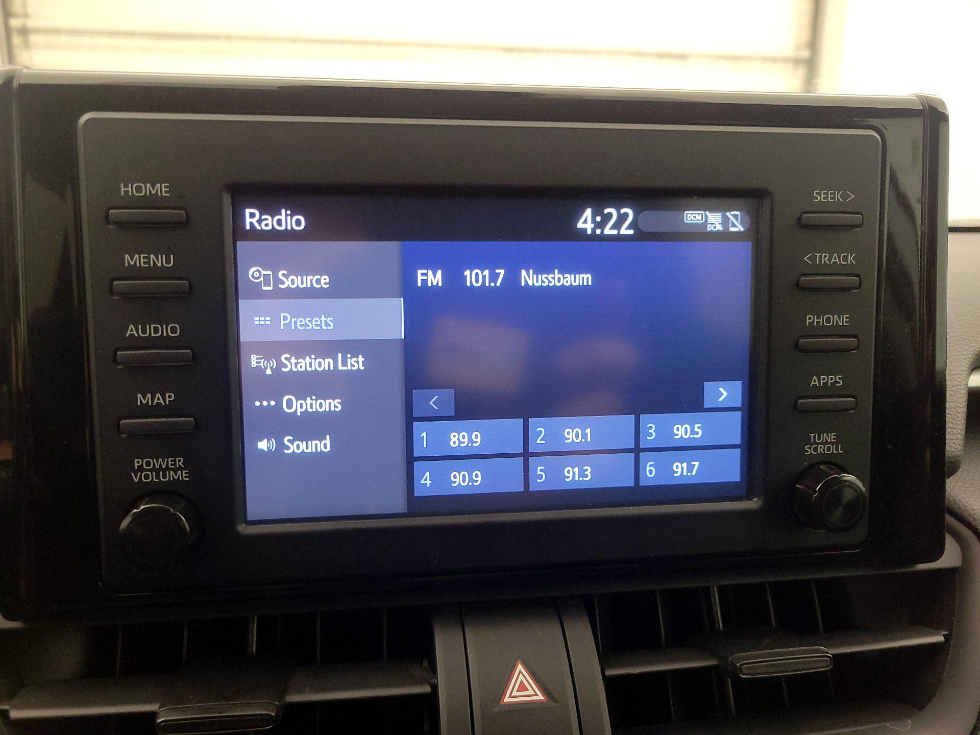 Thumbnail: 2019 Toyota RAV4 - 15